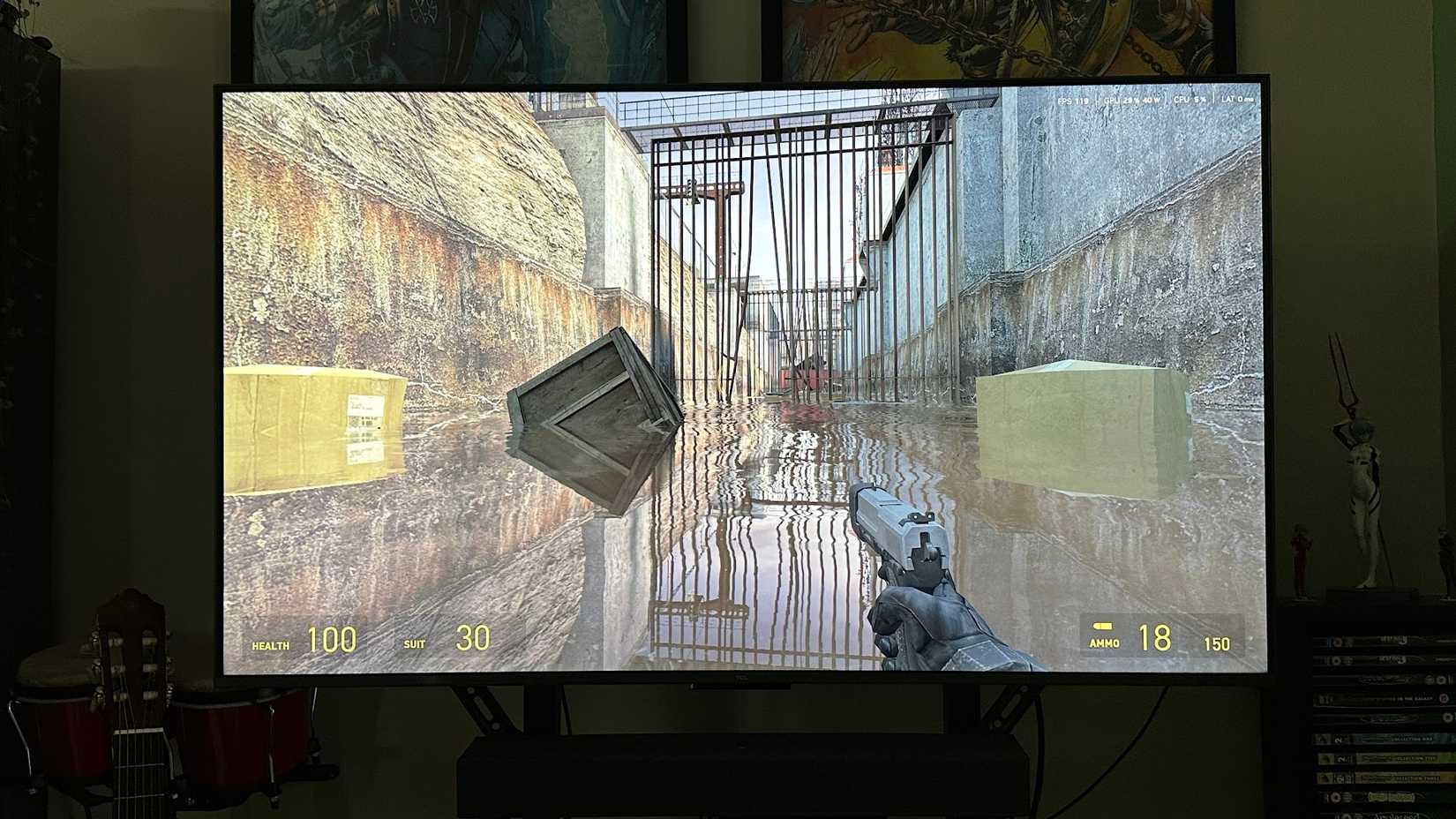 Half-Life 2 running on a 4K TV.