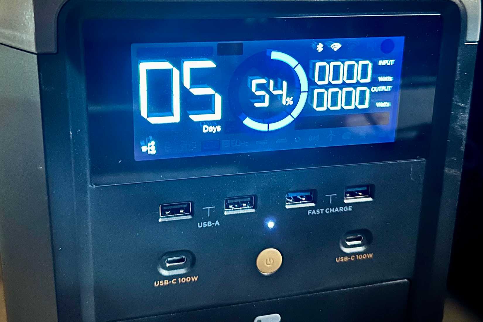 Remaining battery life on an EcoFlow electric generator.