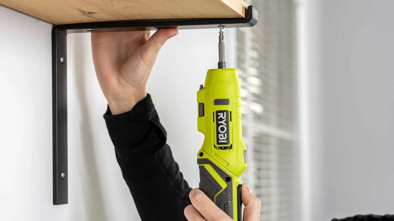 Ryobi USB Lithium screwdriver-1