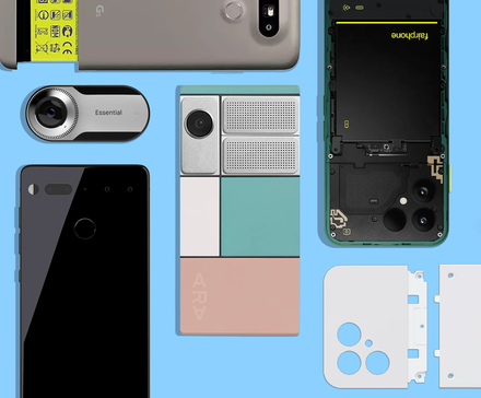 Вид сверху на модульные смартфоны: LG G5, Essential Phone, Google Project Ara и Fairphone на синем фоне