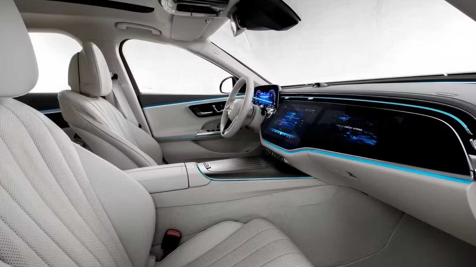 Mercedes-Benz E Class Sedan – photo 8