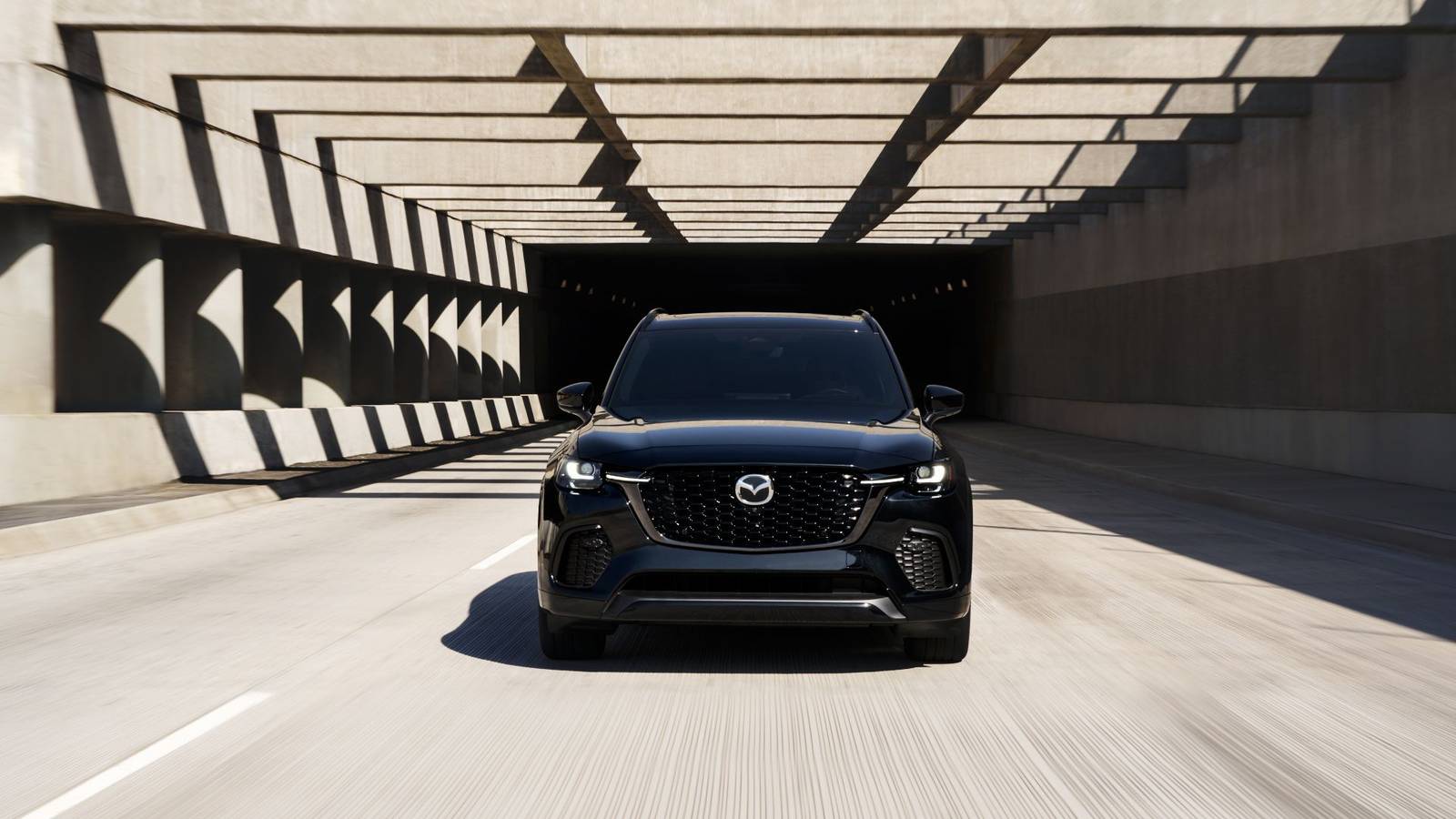 How to Evaluate a Premium SUV Alternative: The Mazda CX-90 vs. BMW X5 Approach