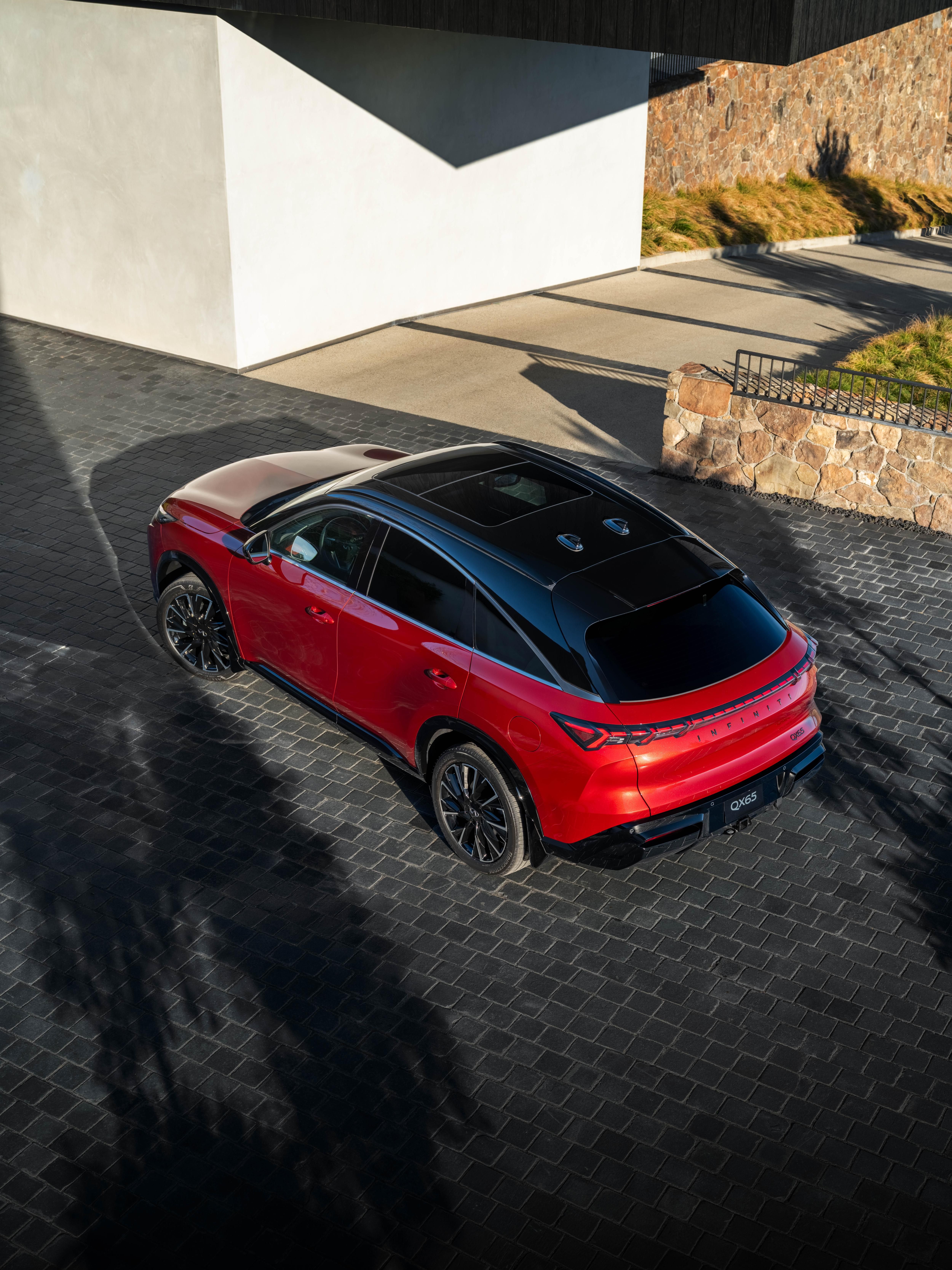 Infiniti Enters Coupe-SUV Arena with Premium Fastback Undercutting BMW X6 by $23,000