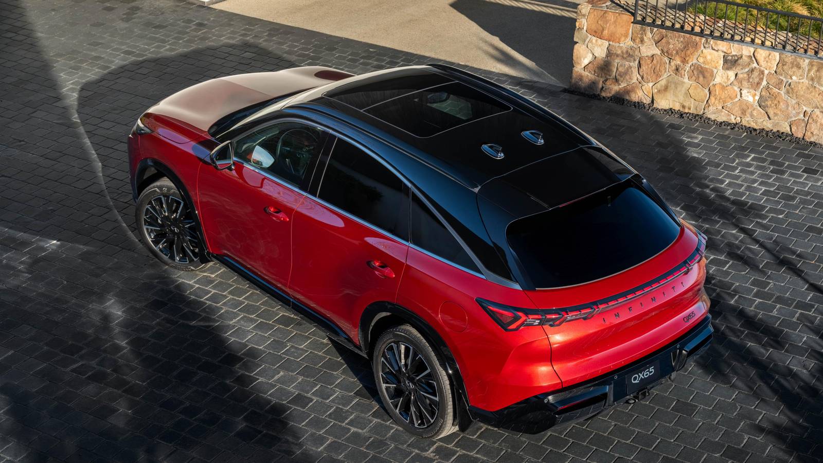 Infiniti Enters Coupe-SUV Arena with Premium Fastback Undercutting BMW X6 by $23,000