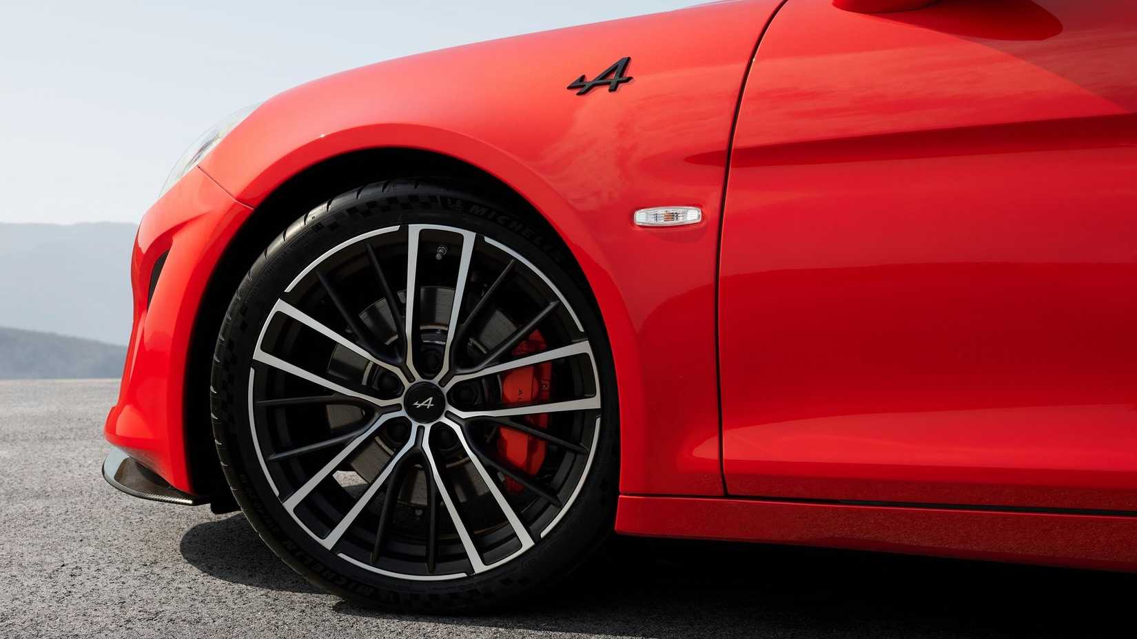 Close up of the front wheel on a 2022 Alpine A110