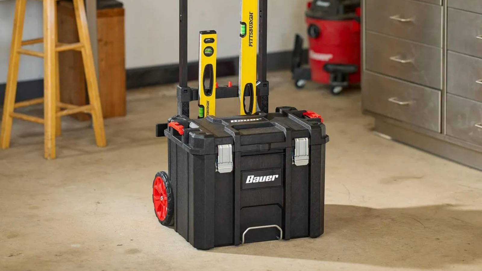 Harbor Freight's new rolling toolbox will make you rethink Milwaukee Packout