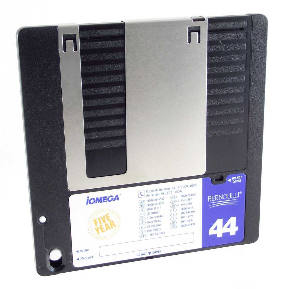 Bernoulli-5.25-inch-disc-front