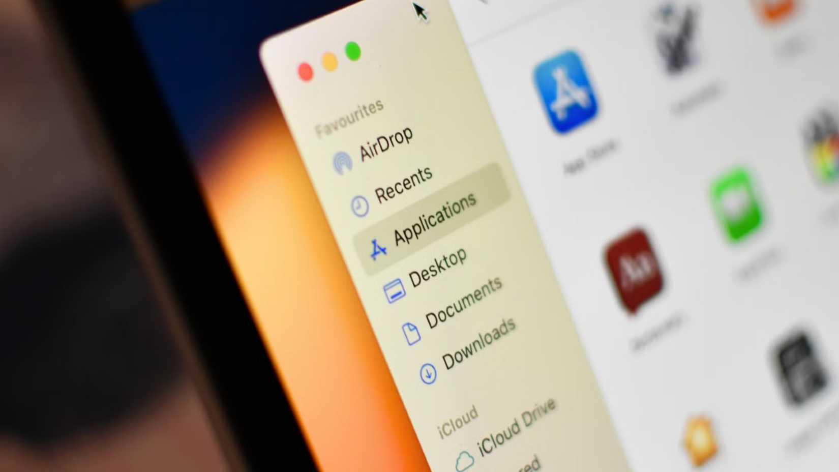 MacBook's Finder with Applications in the center