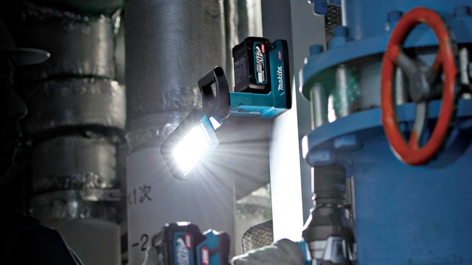 Makita magnetic light