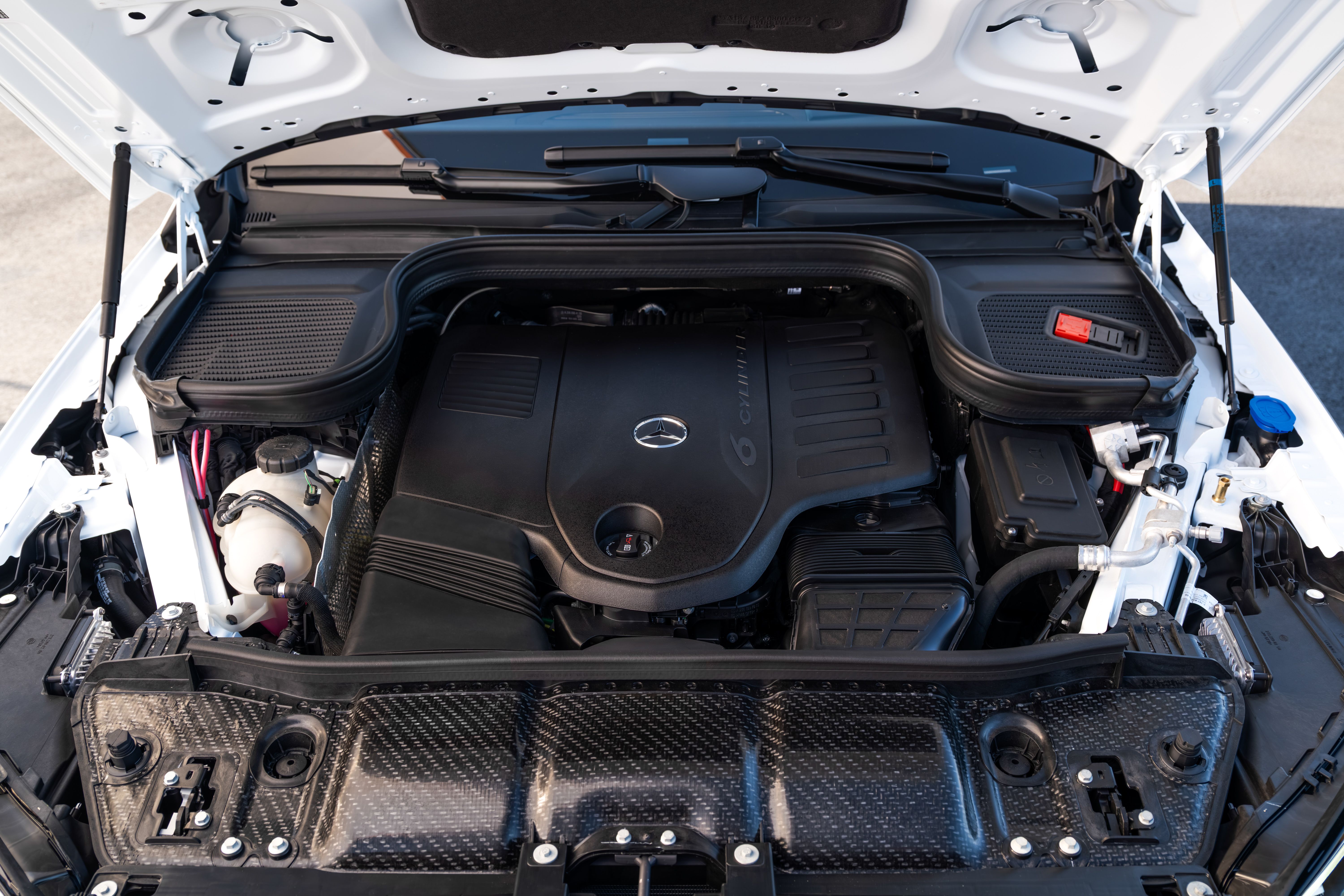 2027 Mercedes-Benz GLE is a 530-hp video conferencing suite