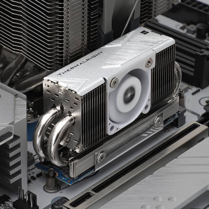 The Thermalright HR-10 Pro NVMe heatsink with an active fan.