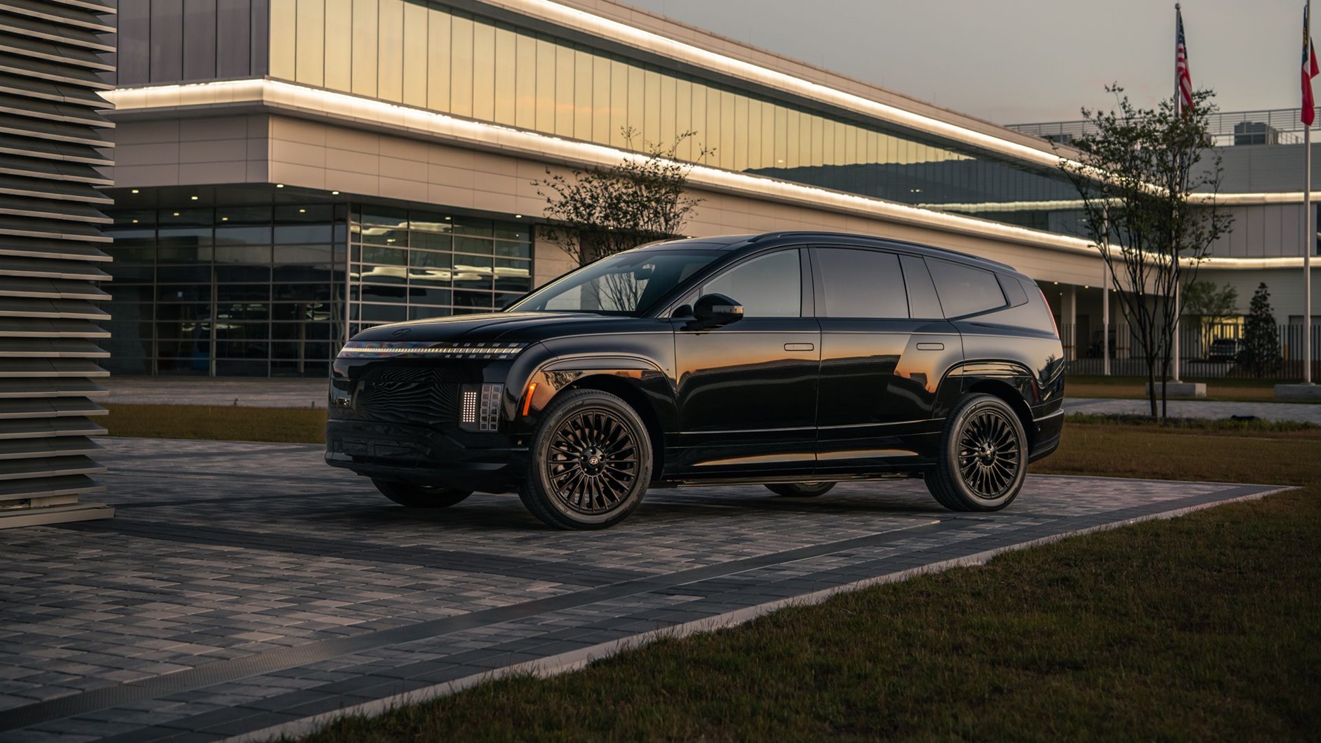 2027 Hyundai IONIQ 9 AWD Performance Calligraphy Black Ink