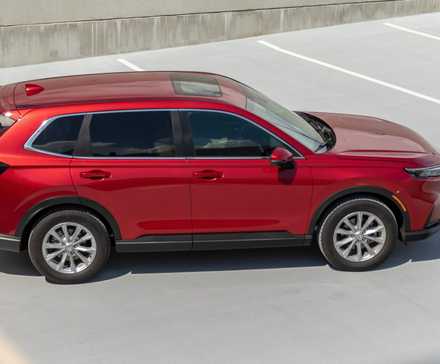 Side profile shot of a 2023 Honda CR-V