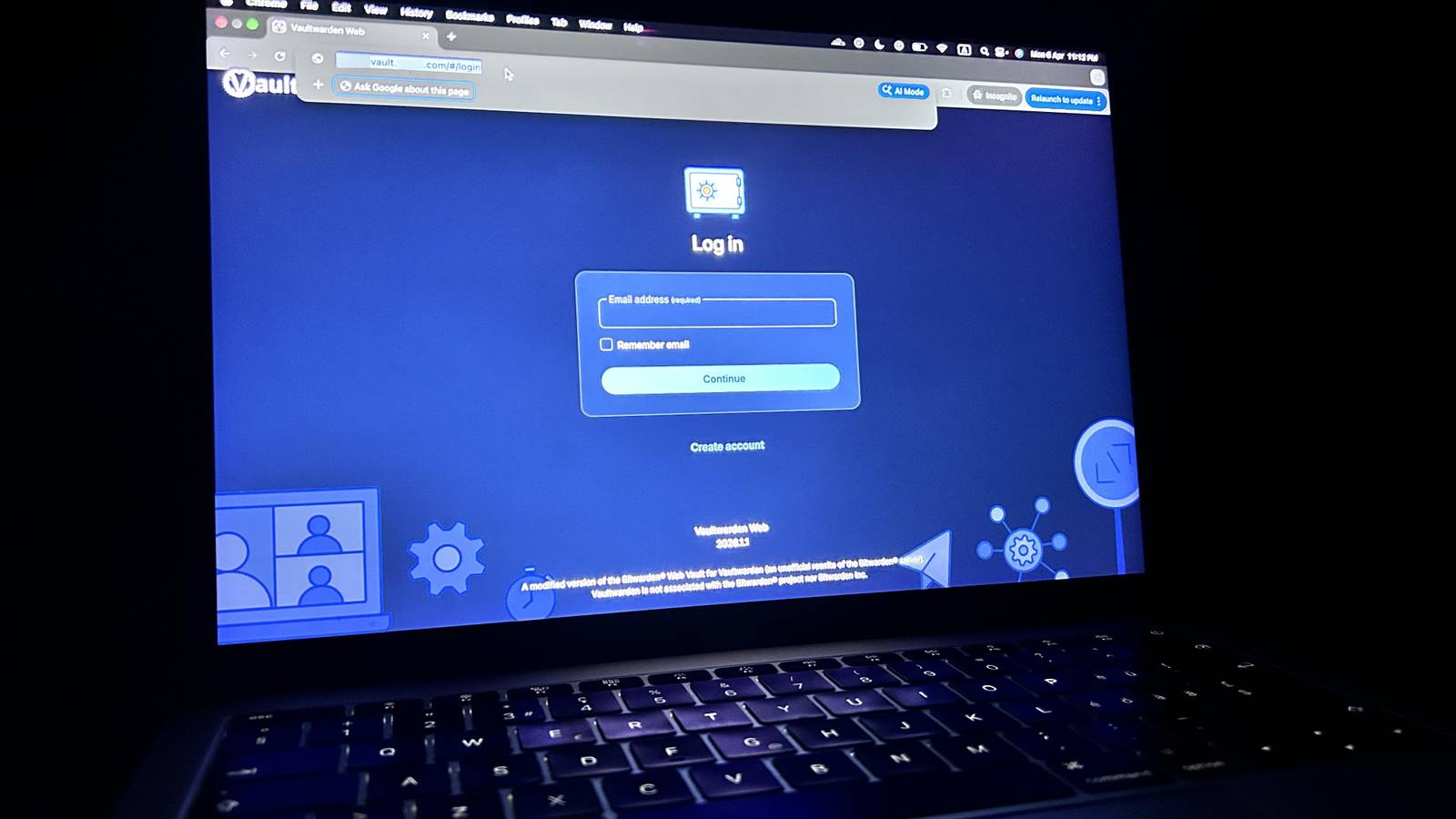 Take total control over your vaults and get premium perks for free!
