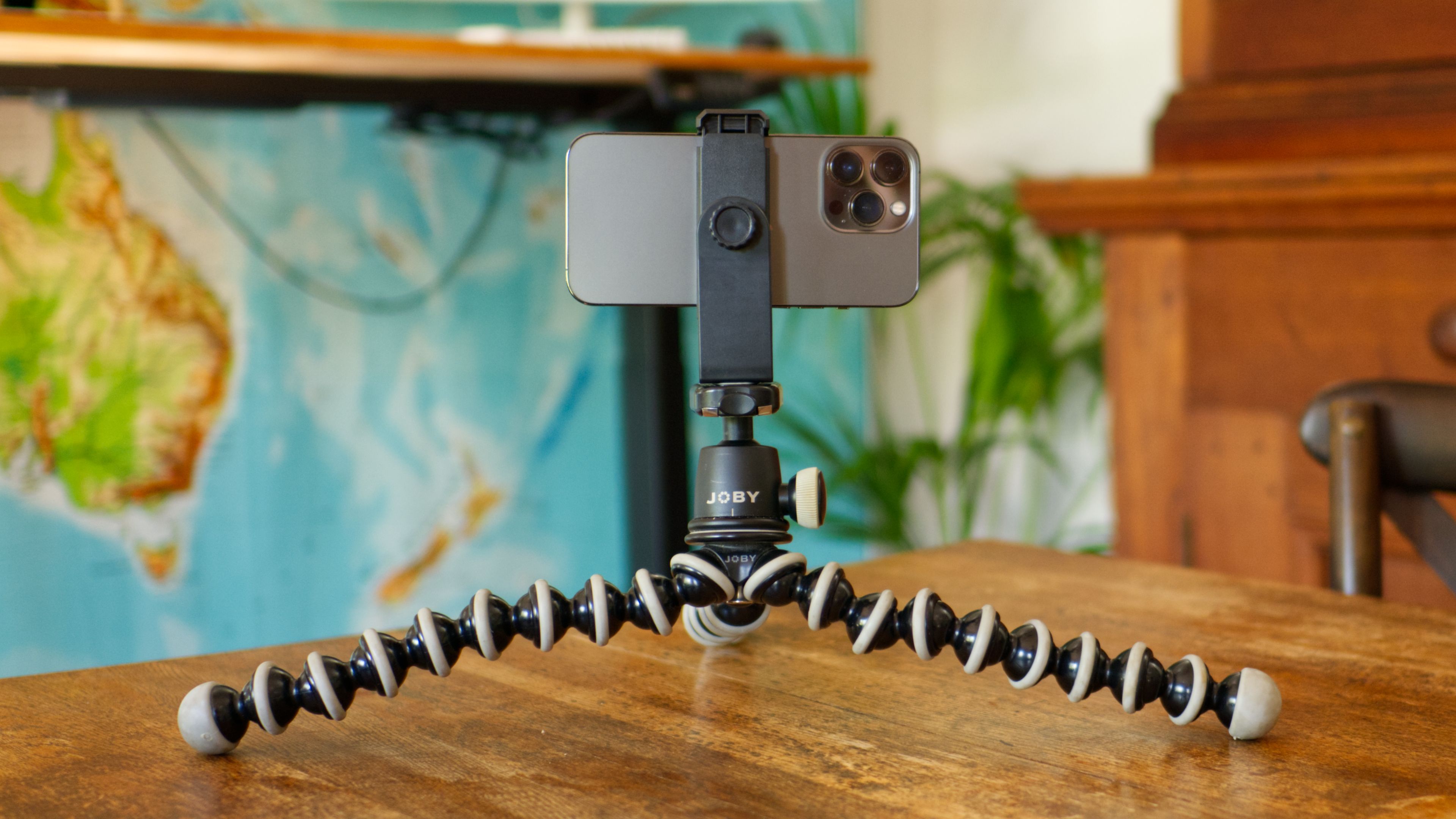 I turned an old iPhone into a Home Assistant security camera (it works for Android too)