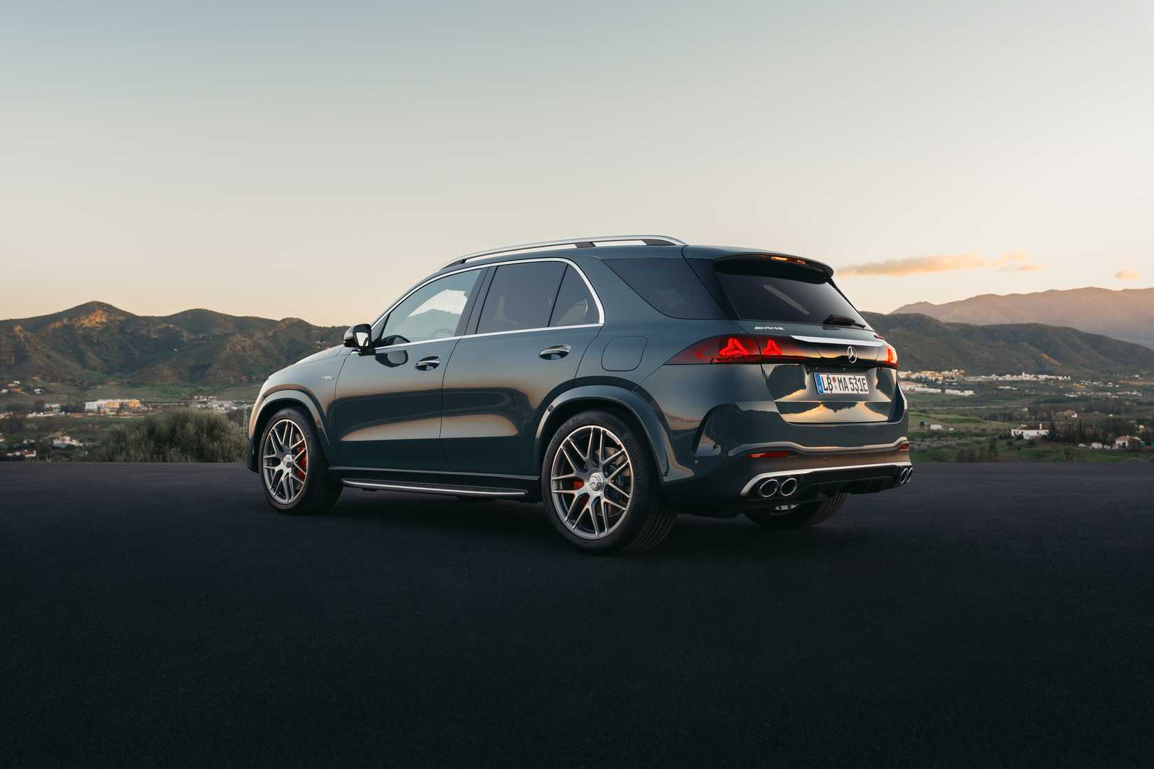     Mercedes-AMG GLE 53 Hybrid  