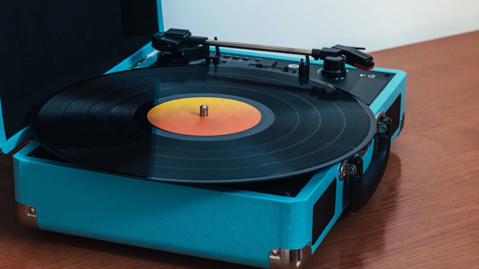 Your cheap suitcase turntable is slowly damaging your vinyl
