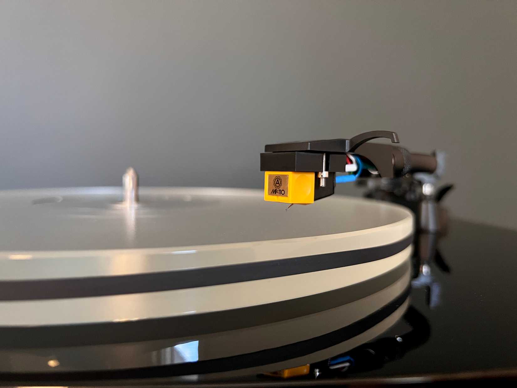 turntable cartridge upgrade – Nagaoka MP-110-2