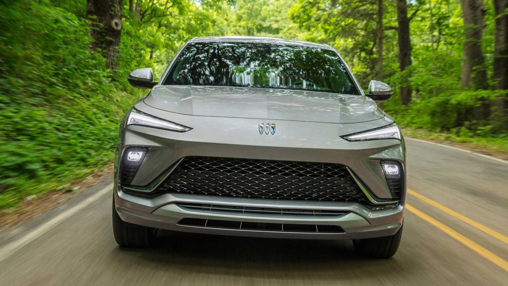 Dynamic front-end shot of a gray 2024 Buick Envista.