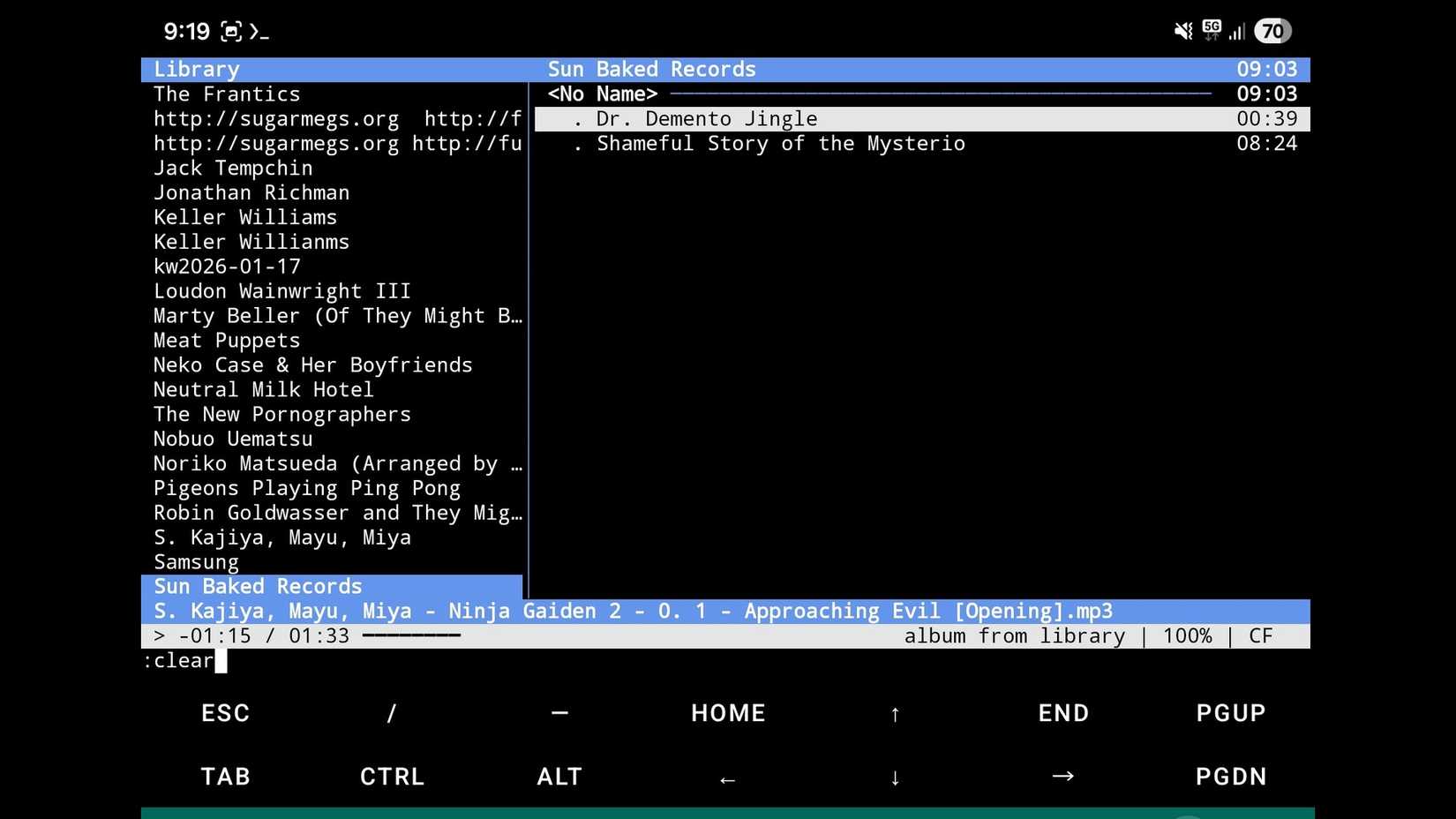 Executing the Clear command in cmus on Termux.