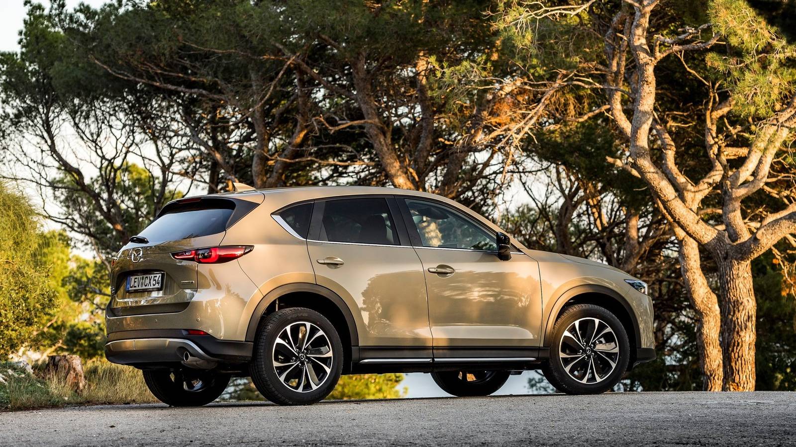 Why Savvy SUV Buyers Are Passing Over the New Mazda CX-5 for a Used Turbo Model