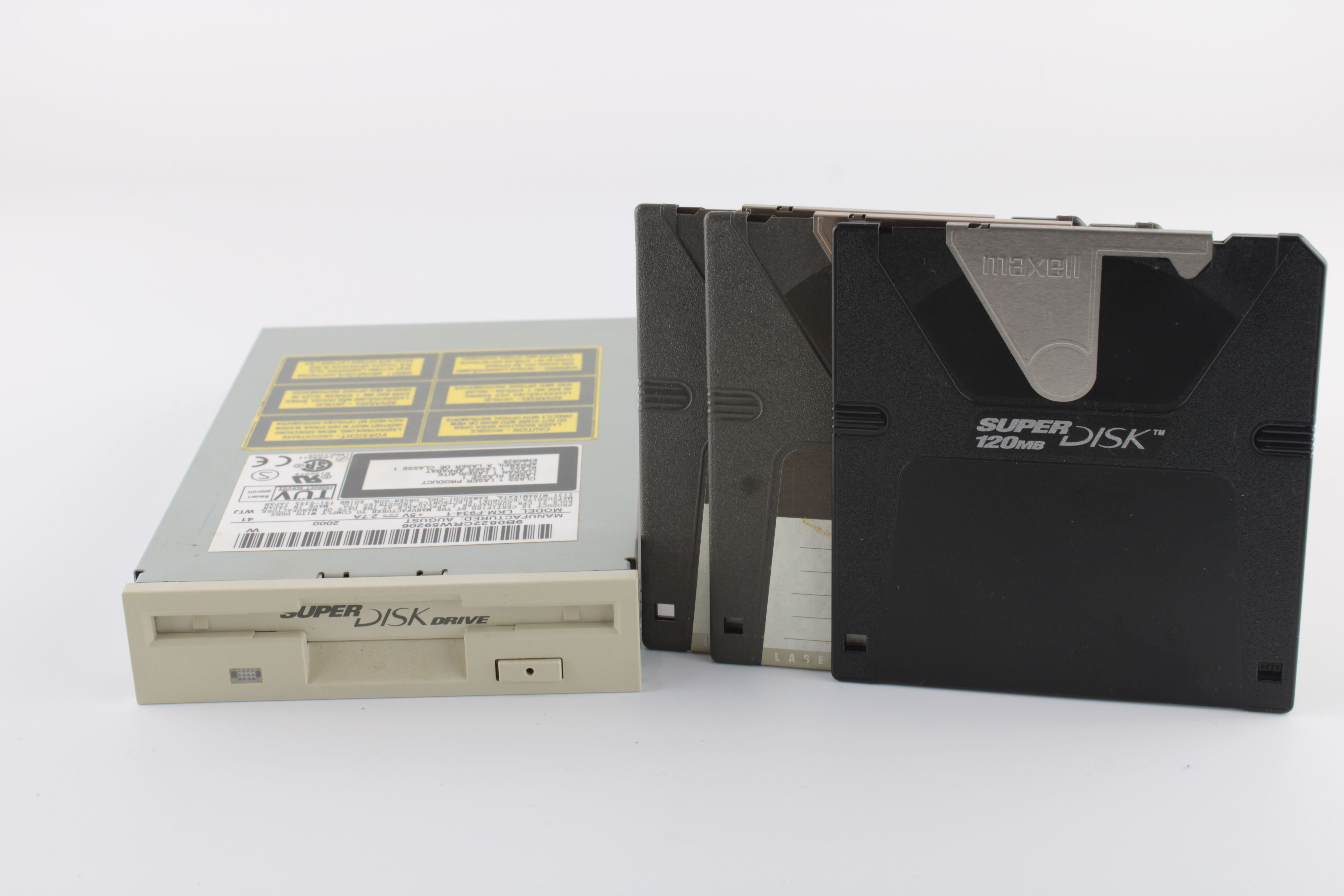 The SuperDisk was a better floppy, but the world didn't want a better floppy