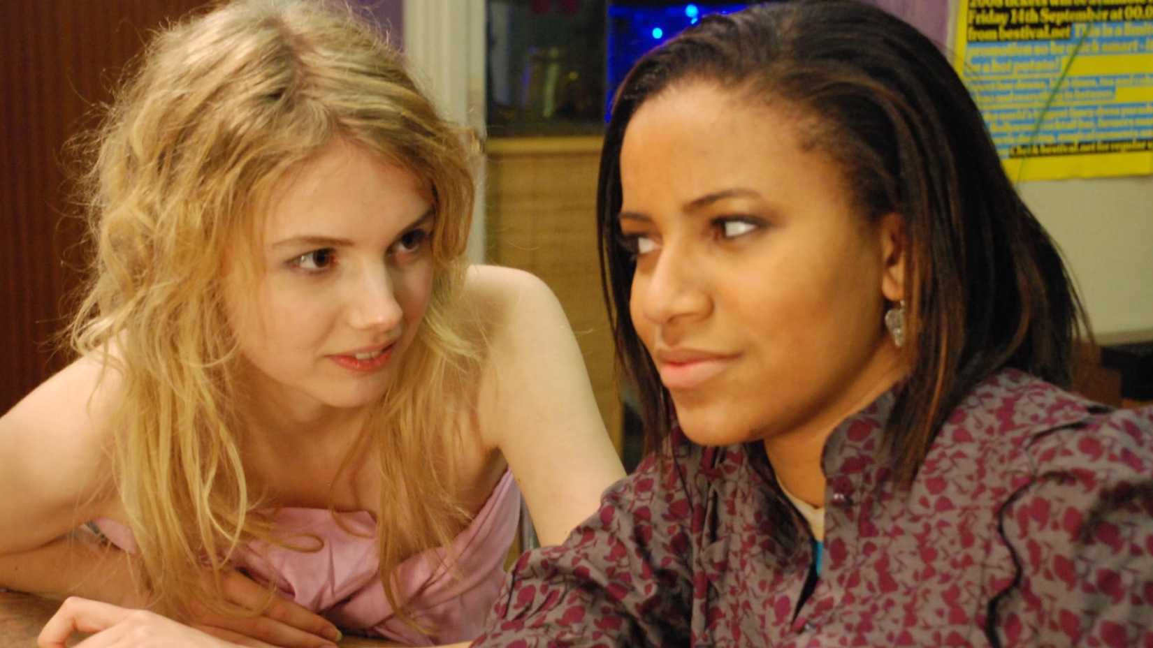 The skins show 3.