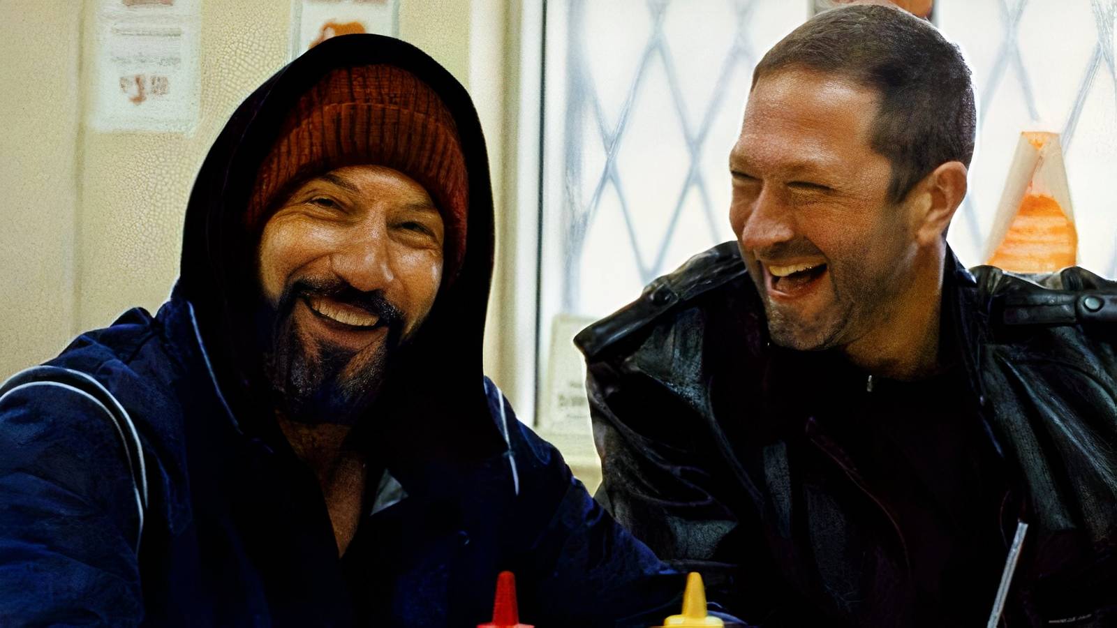 Hulu just surprise-released a secret prequel episode to The Bear