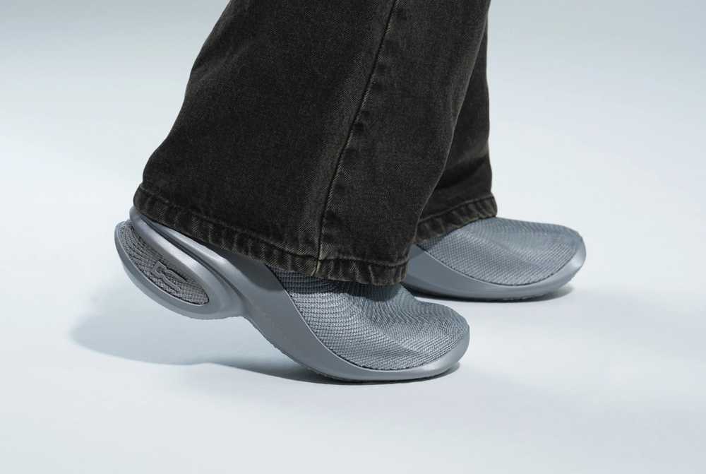 TPU sneakers look promising but fall short of commercial footwear durability.