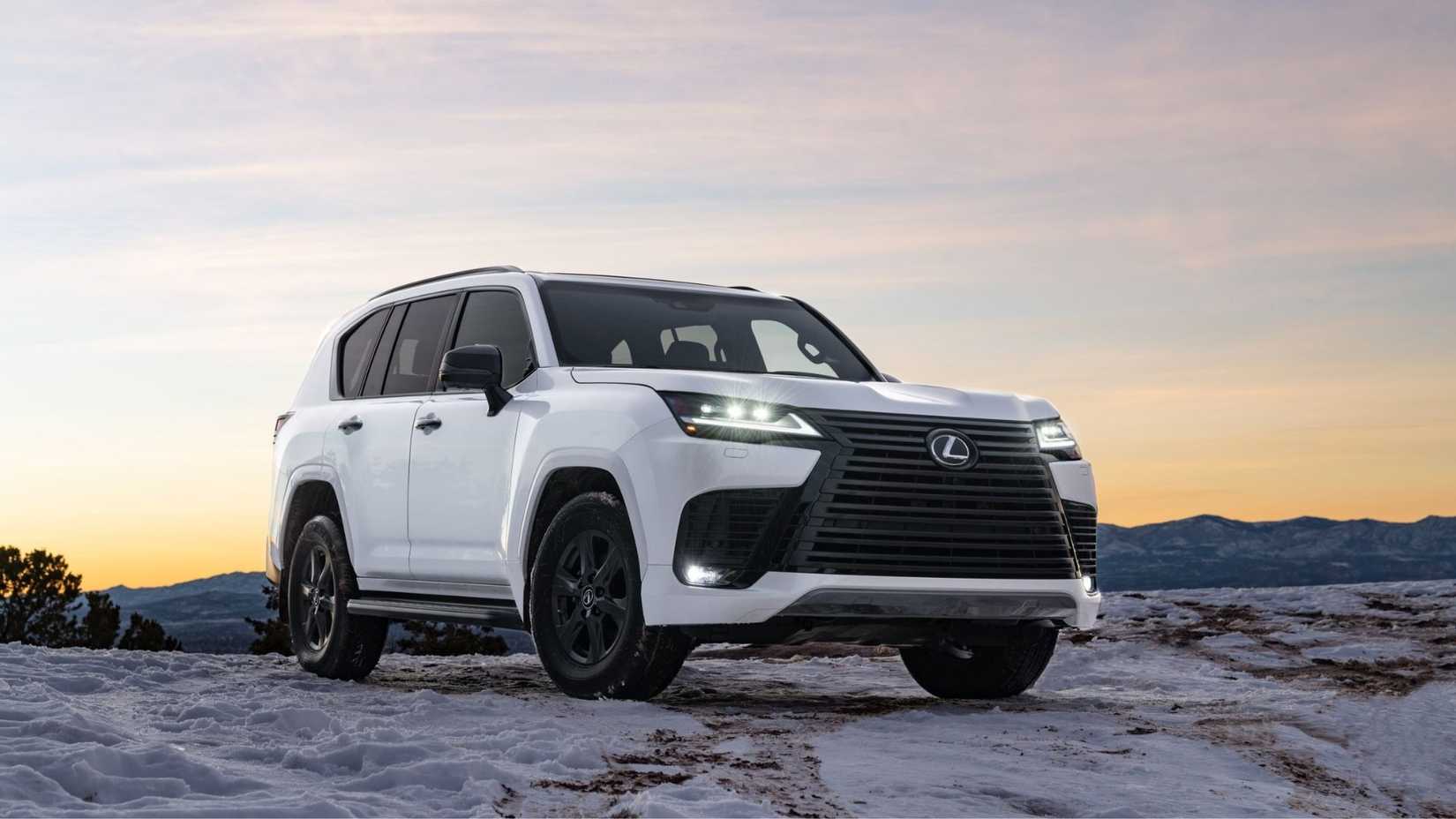 Static fron3/4 shot of a 2026 Lexus LX 600 Premium.
