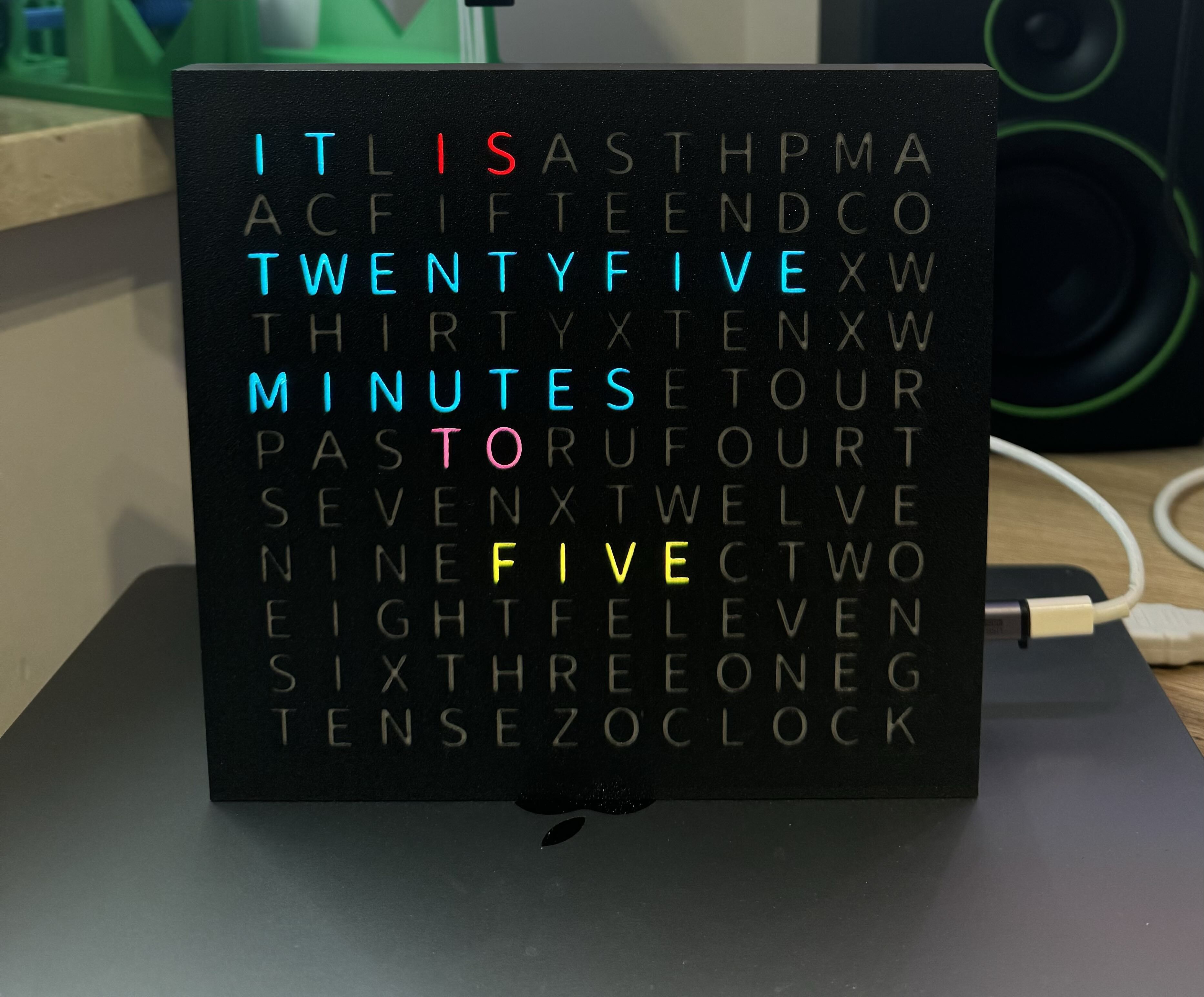 3D printed ESP32 word clock by MakerWorld user Johniak