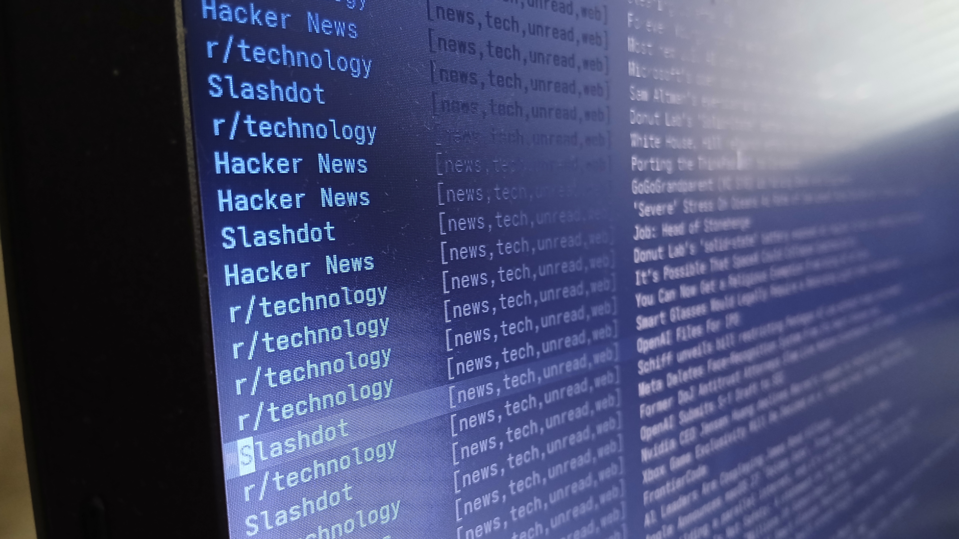 I use a 40-year-old text editor to get my daily news, and the web has never been more peaceful