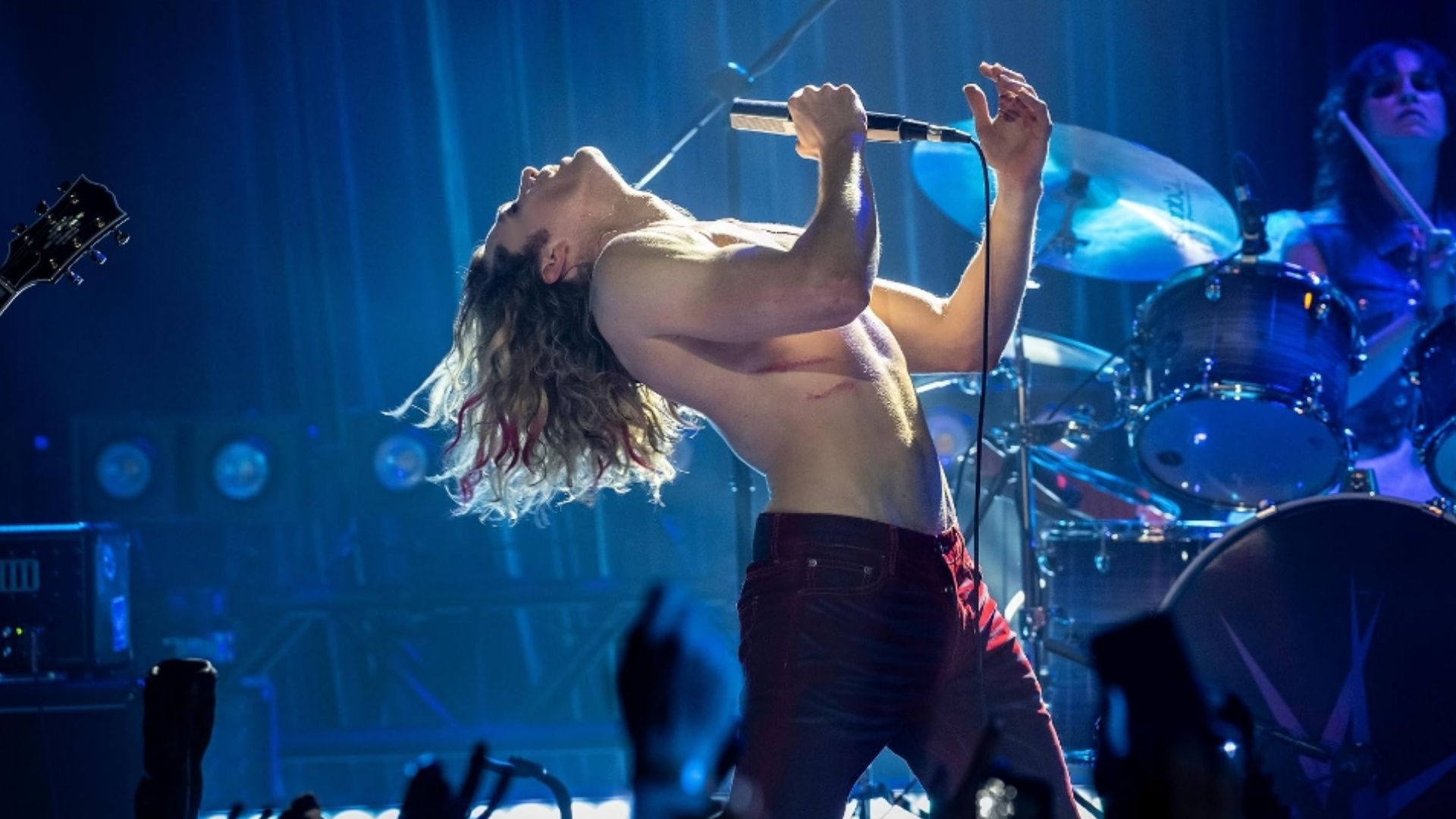 Lestat singing on stage in The Vampire Lestat