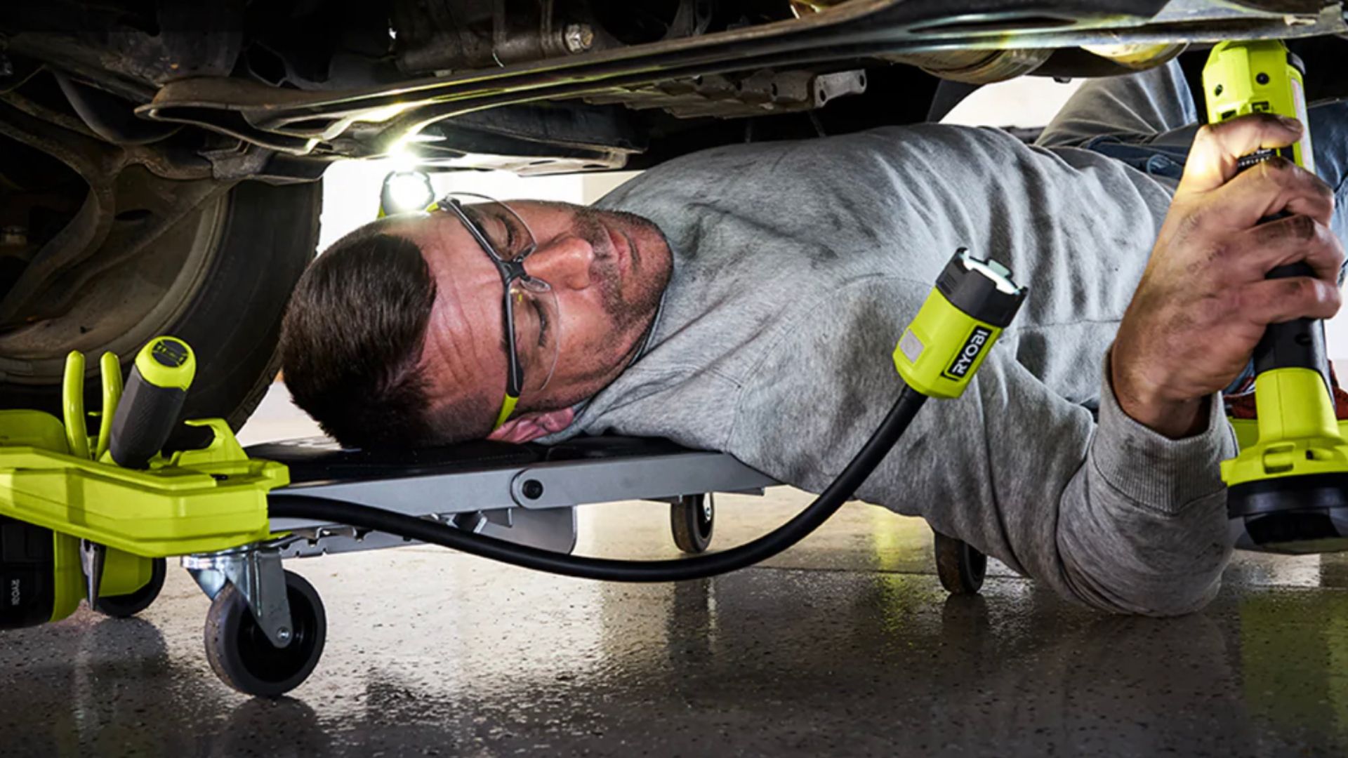 Ryobi creeper under a car