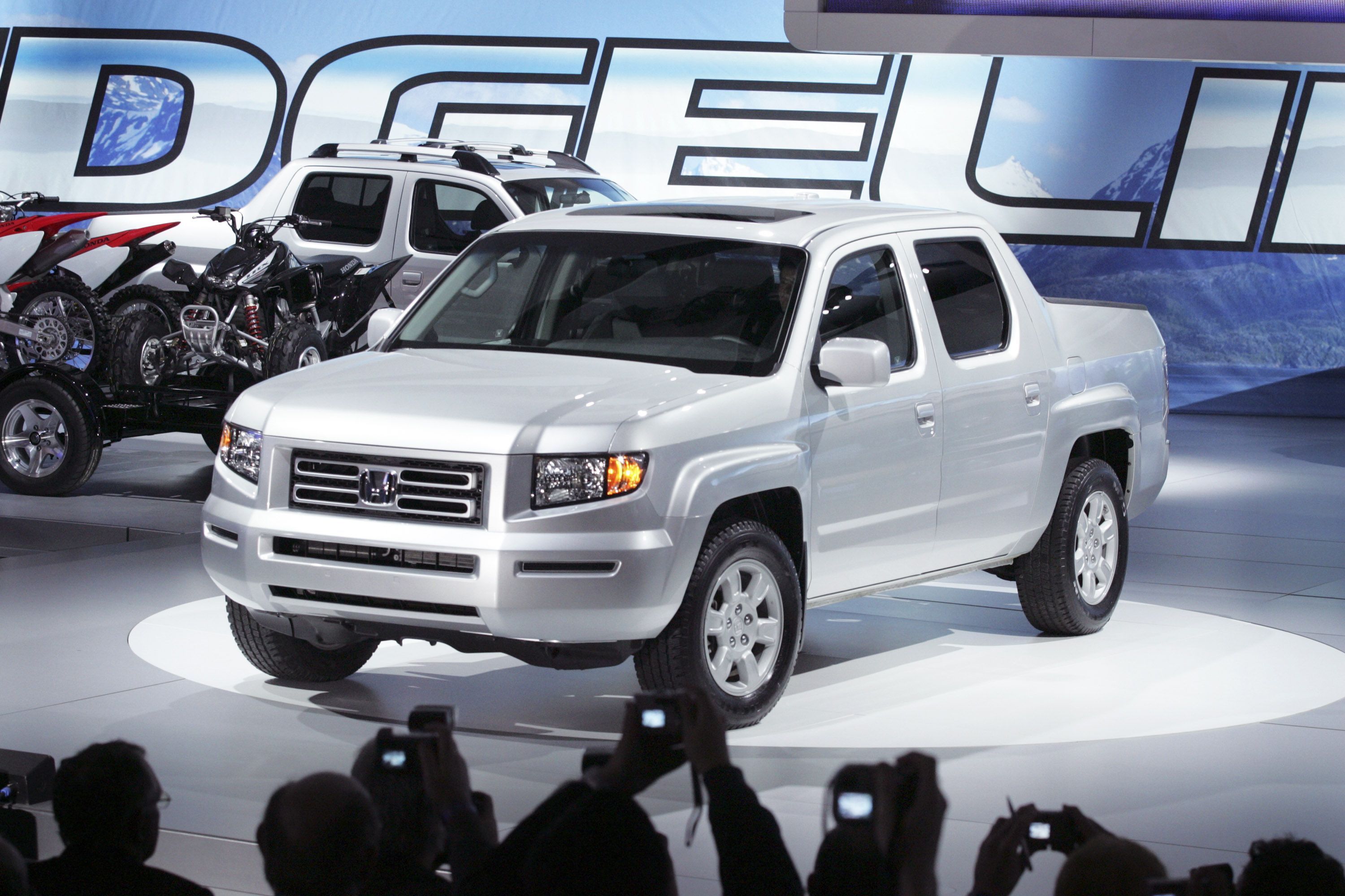Honda's next Ridgeline might finally ditch its most controversial design choice