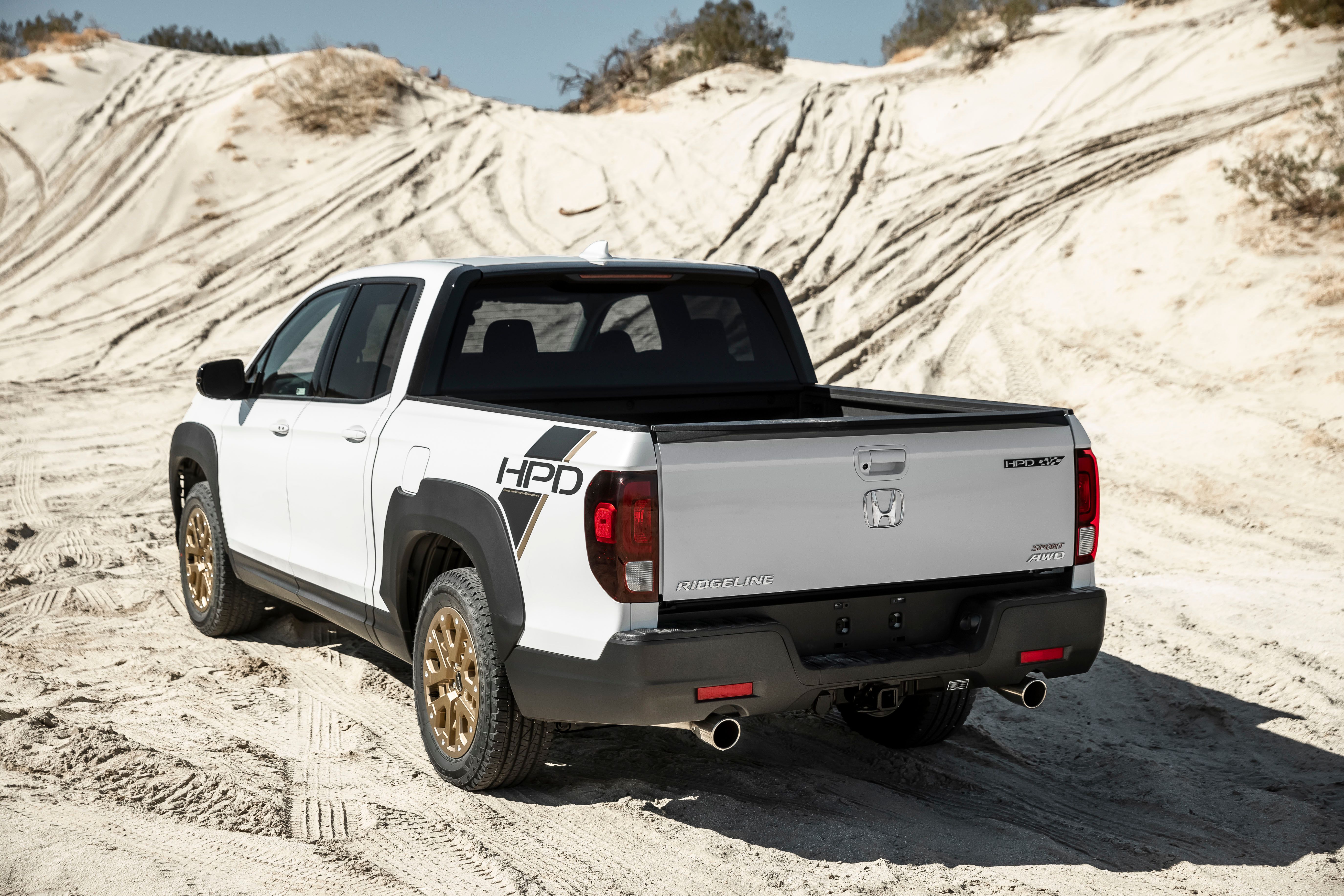 2023 Honda Ridgeline Sport with HPD Package (3)