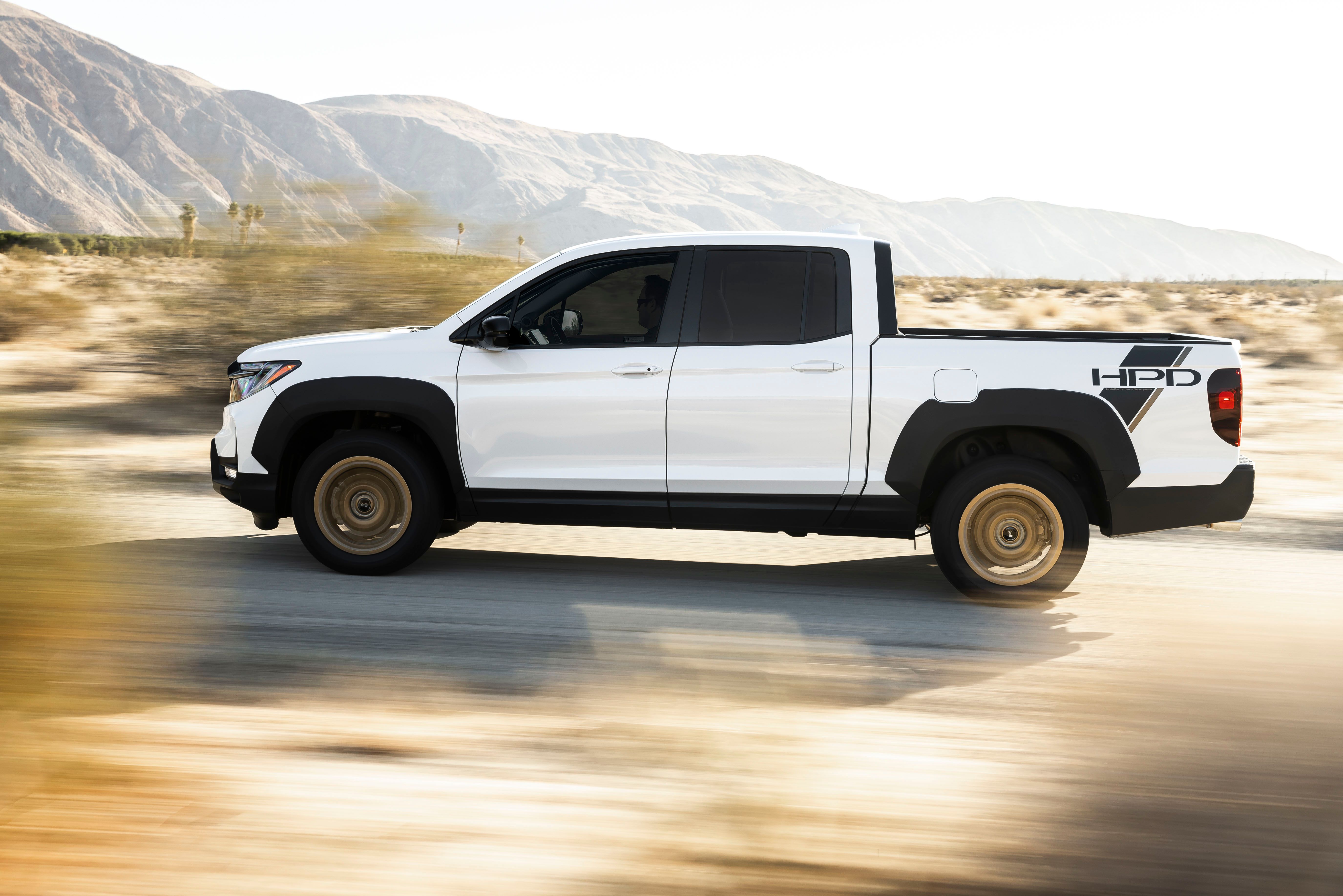 2023 Honda Ridgeline Sport with HPD Package (9)