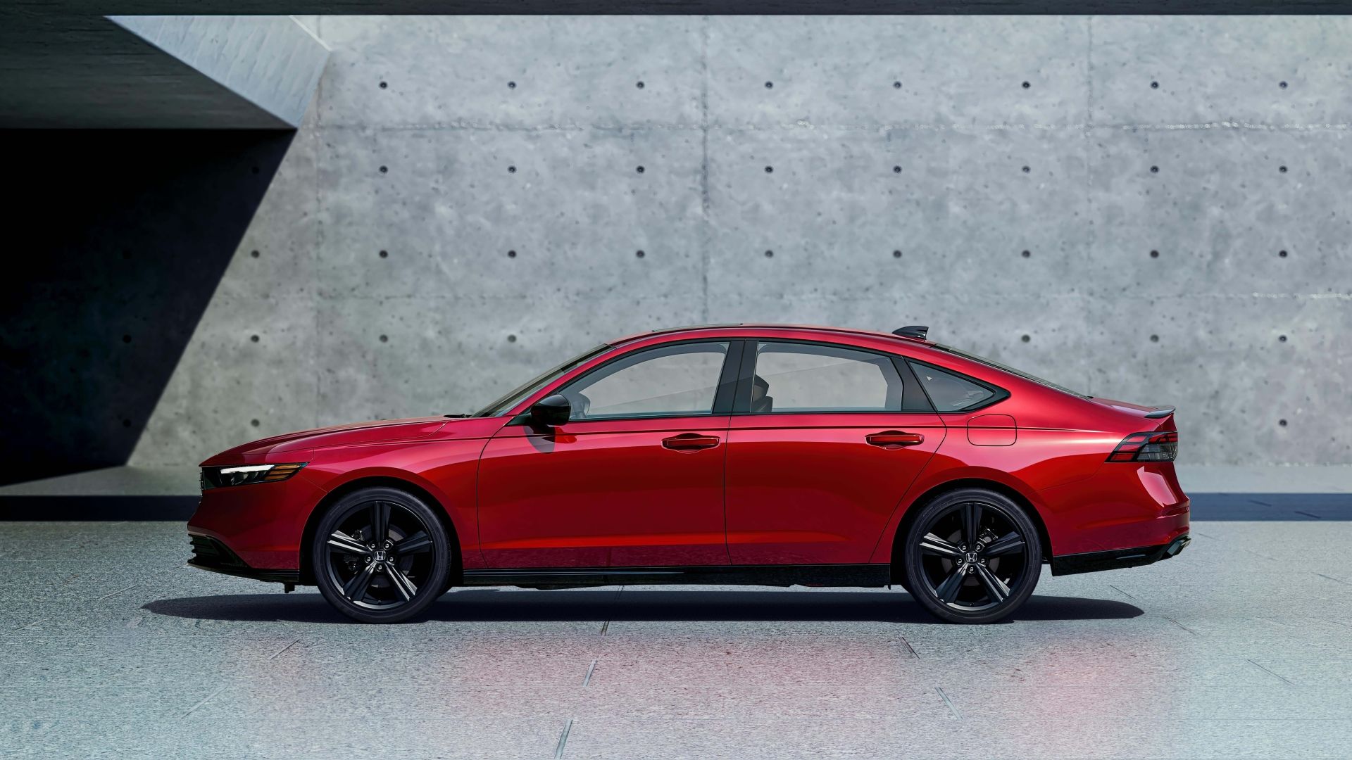 Side profile shot of a 2026 Honda Accord Hybrid