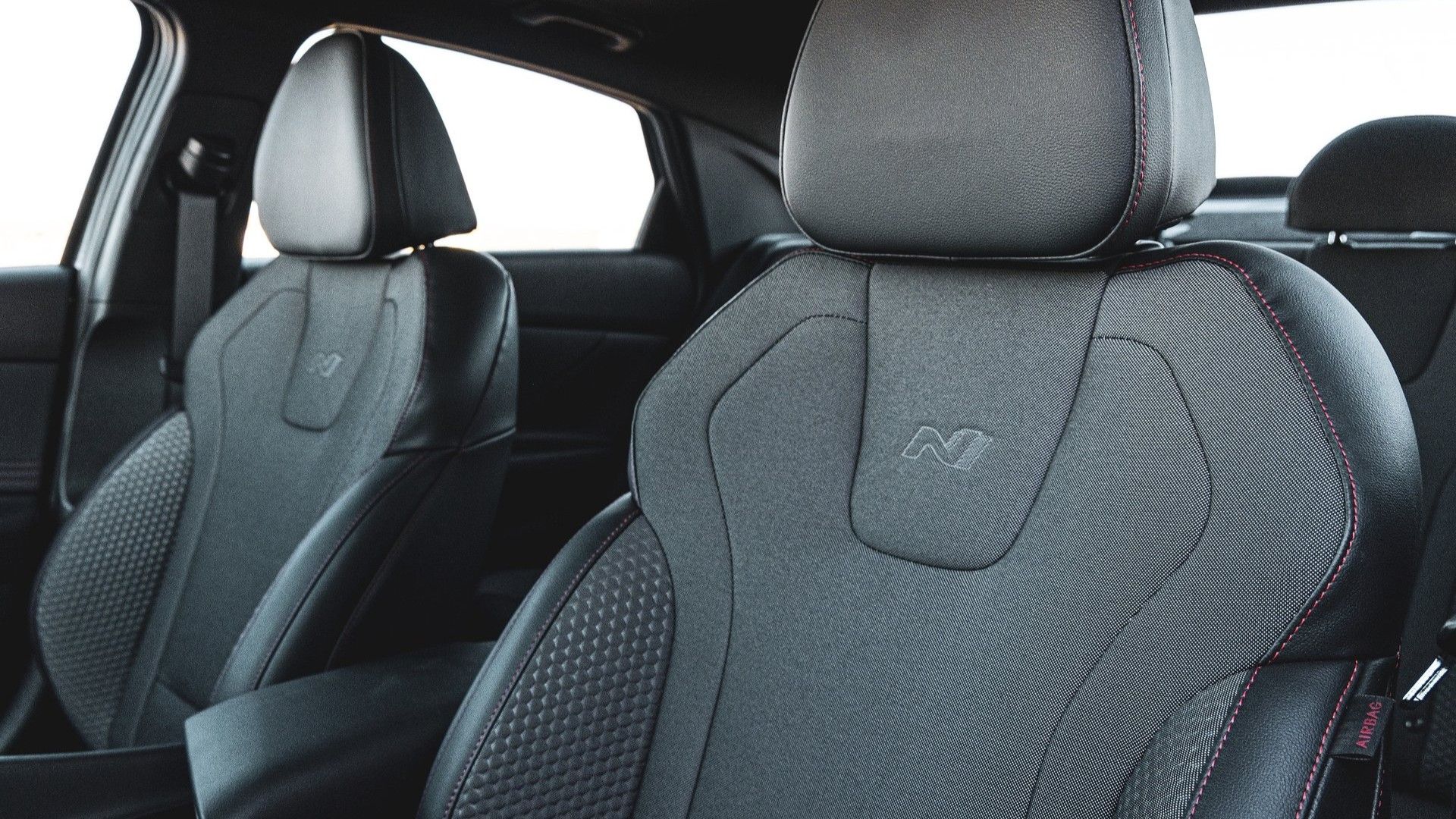 Close up of the front seats in a 2024 Hyundai Elantra N-Line