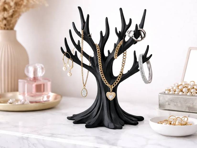 Jewelry tree by SylvarLab on MakerWorld.