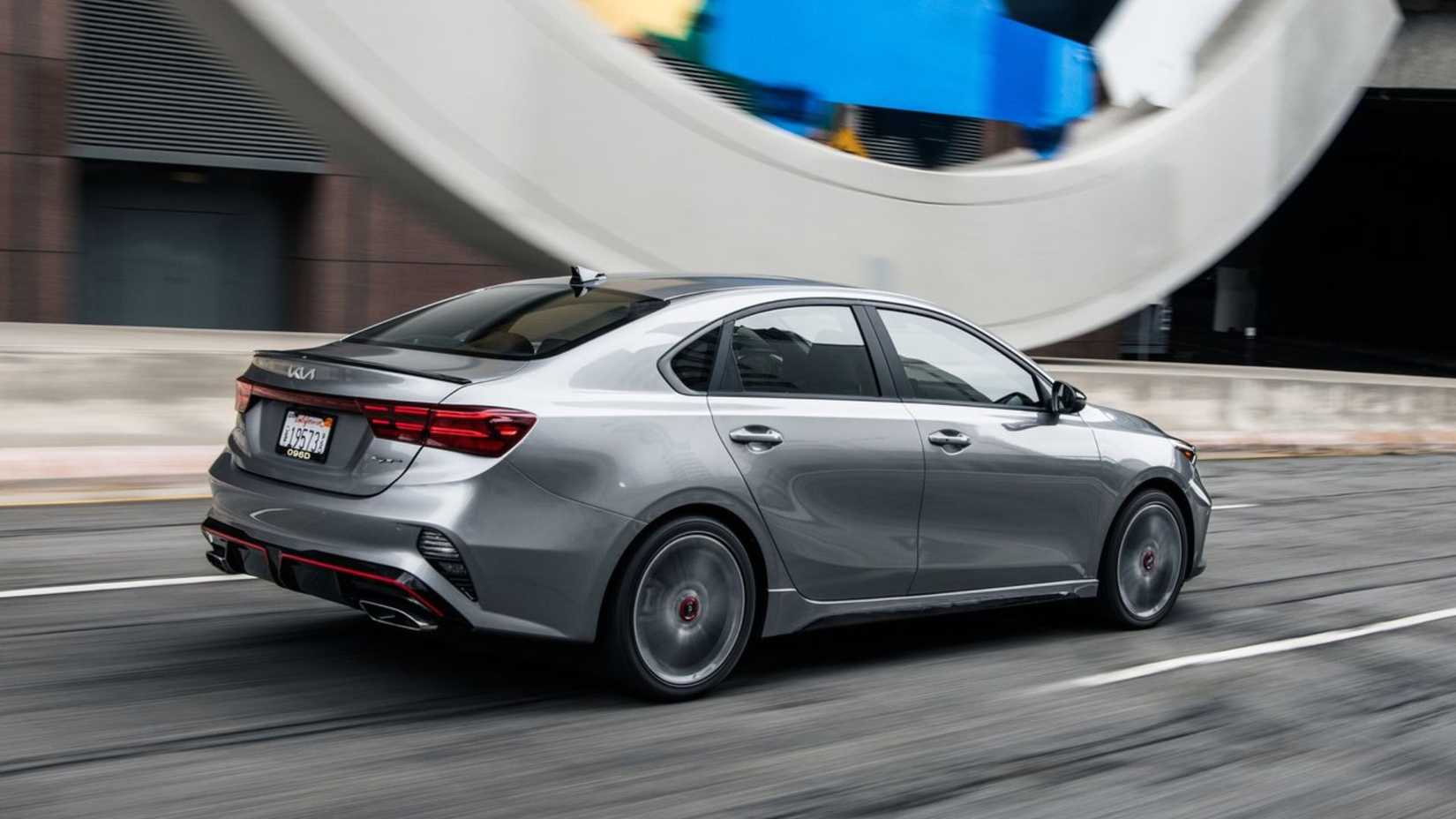 Dynamic rear 3/4 shot of a 2022 Kia Forte.