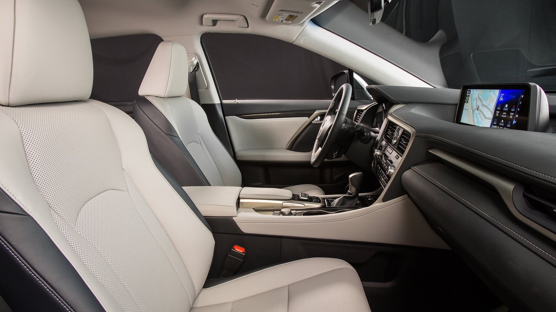 Close up of the front seats in a 2016 Lexus RX