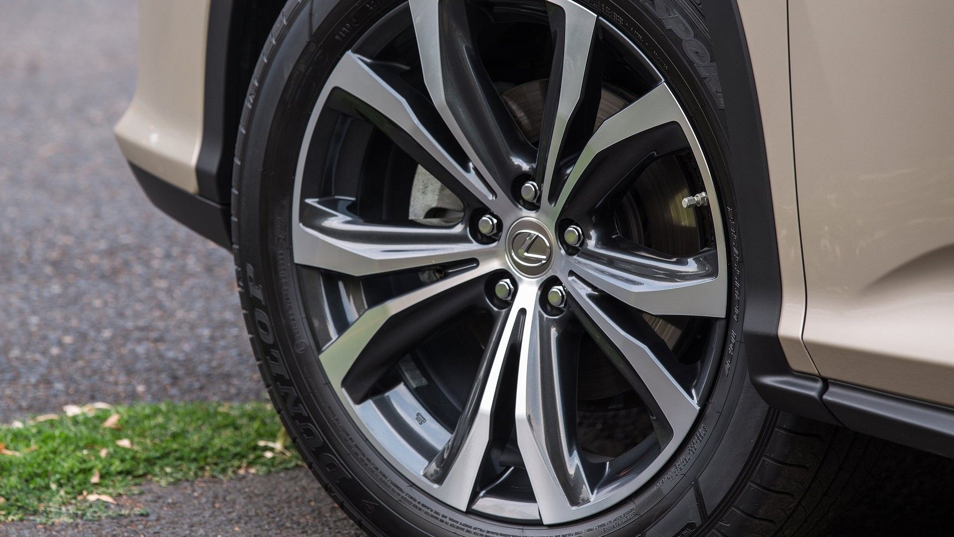 Close up of the front wheel on a 2016 Lexus RX