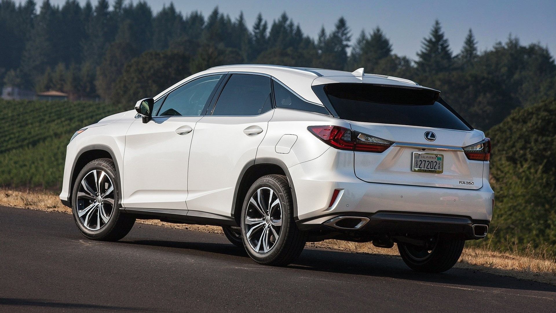 Rear 3/4 shot of a 2016 Lexus RX