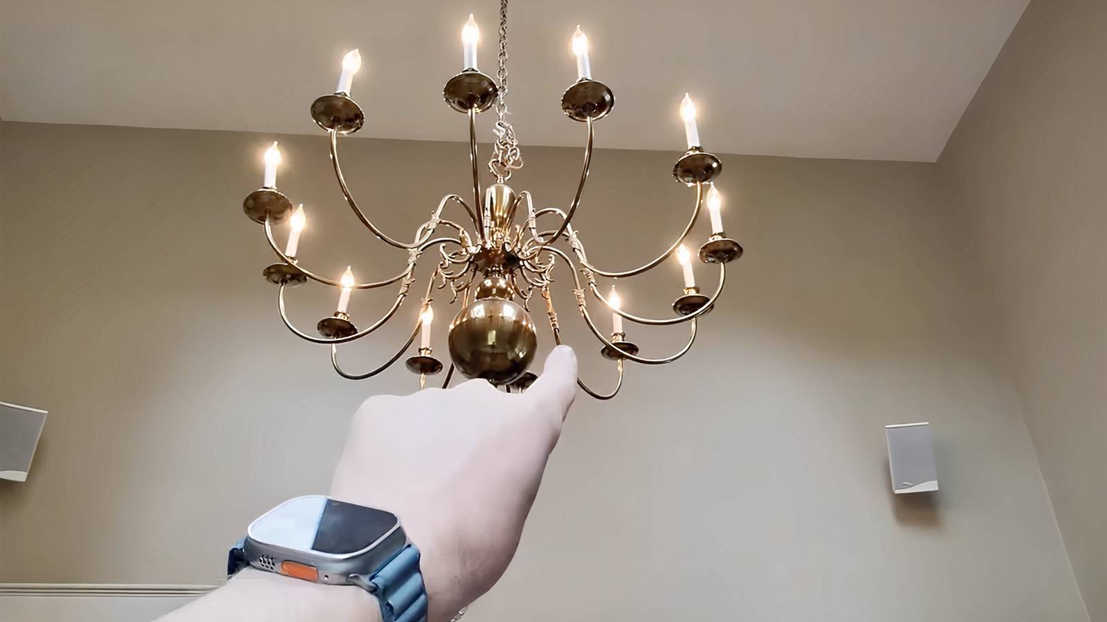 Esta ferramenta Home Assistant permite controlar suas luzes inteligentes com o toque dos dedos