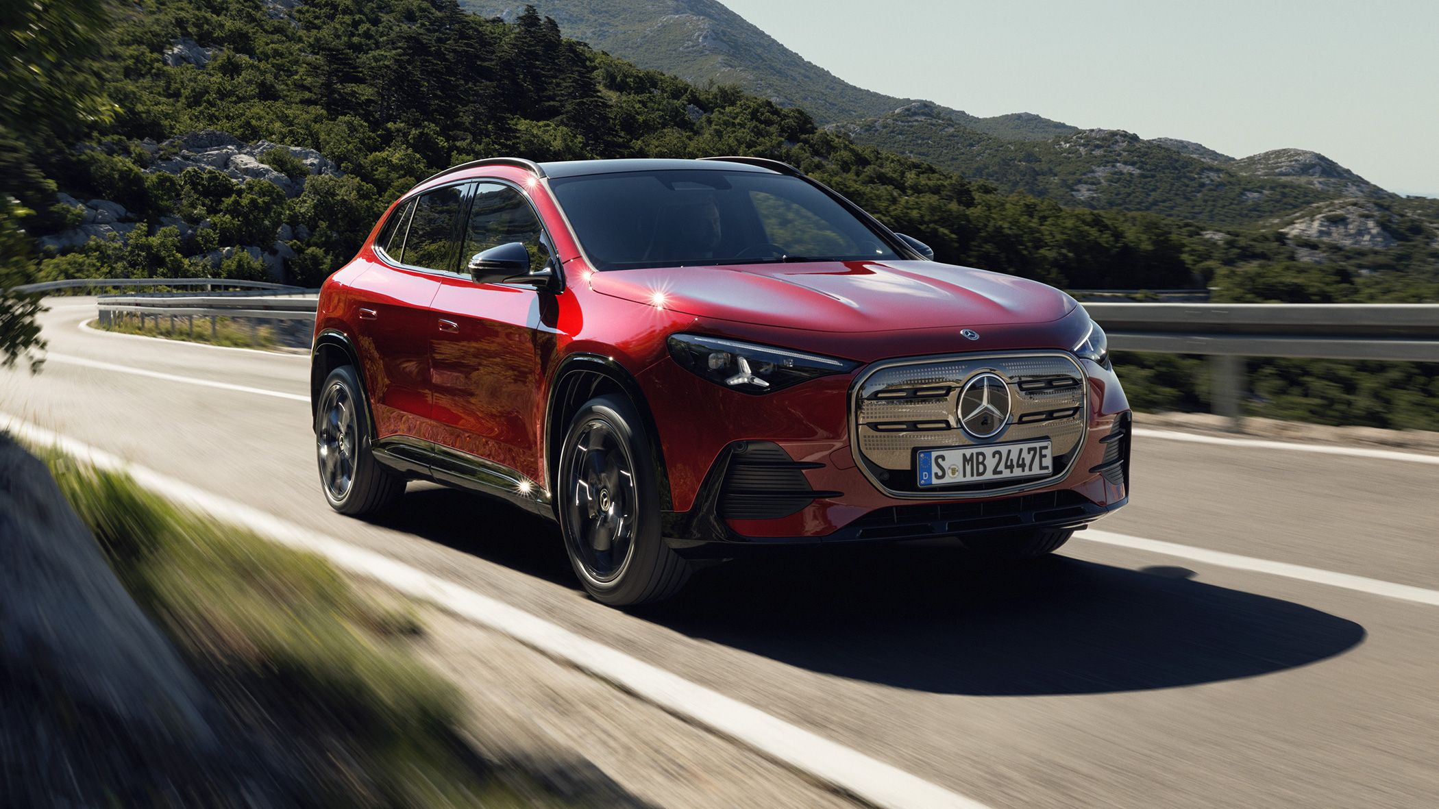 Mercedes-Benz GLA EV 2027: 657 км хода и стартовая цена от 3,7 млн рублей
