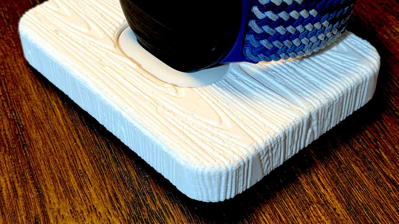 This overlooked tool instantly adds wood and leather texture to my 3D prints (and it’s 100% free)
