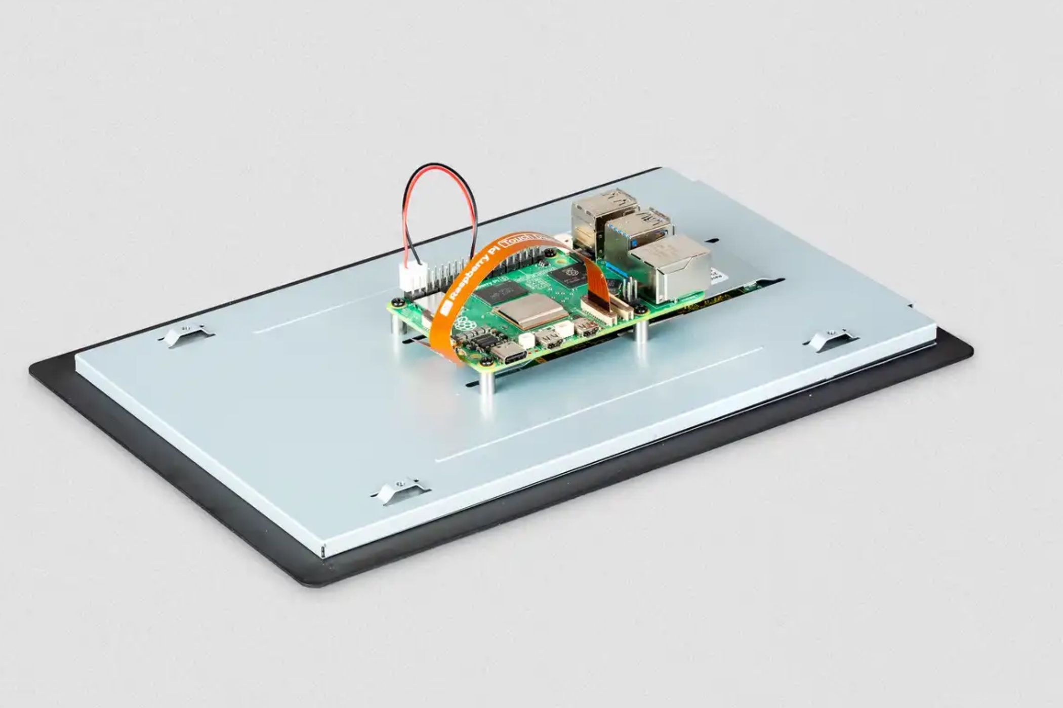Raspberry Pi's 10-inch Touch Display finally makes Home Assistant ...
