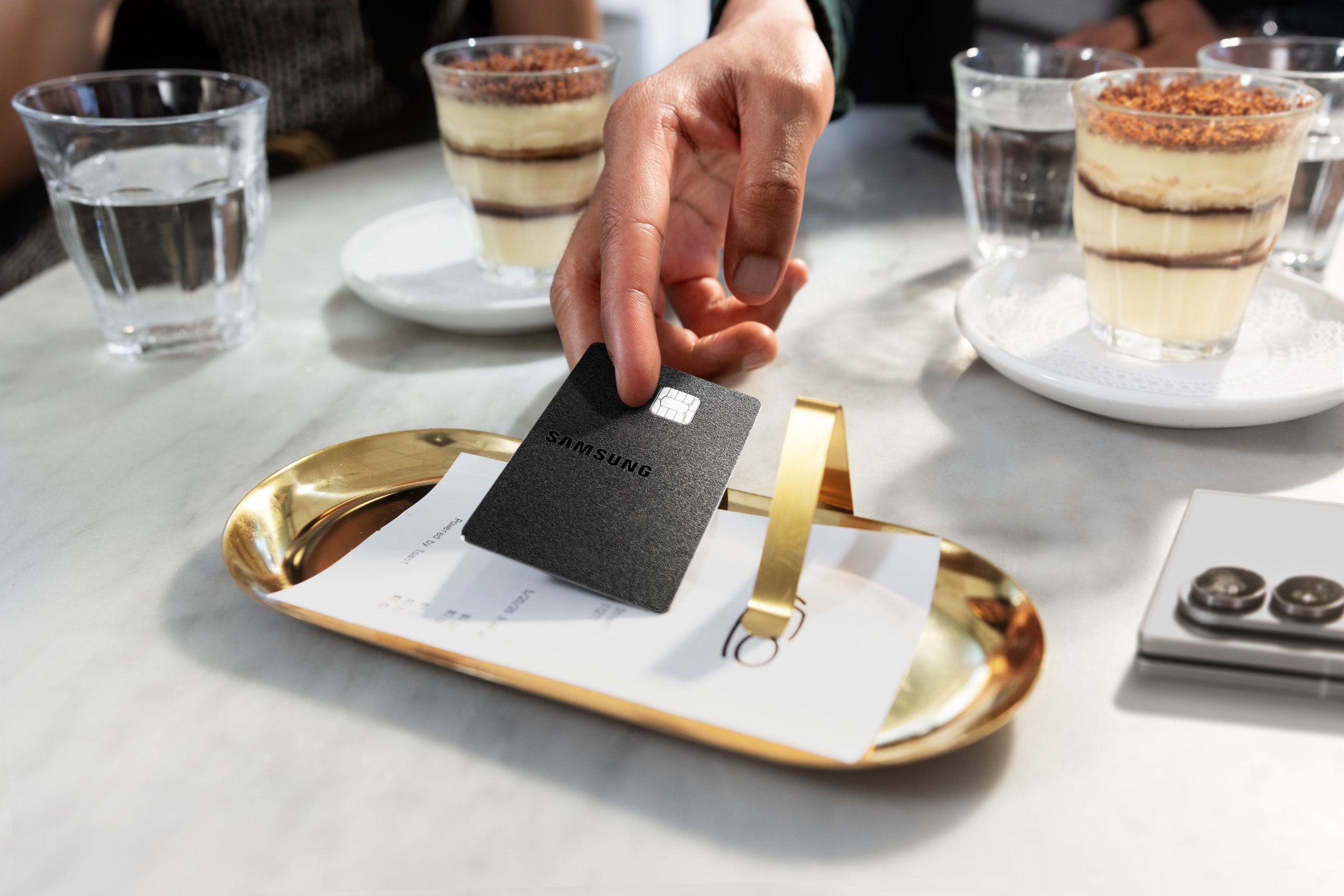 Samsung's first credit card will give you cash back on your Galaxy Z Fold 8