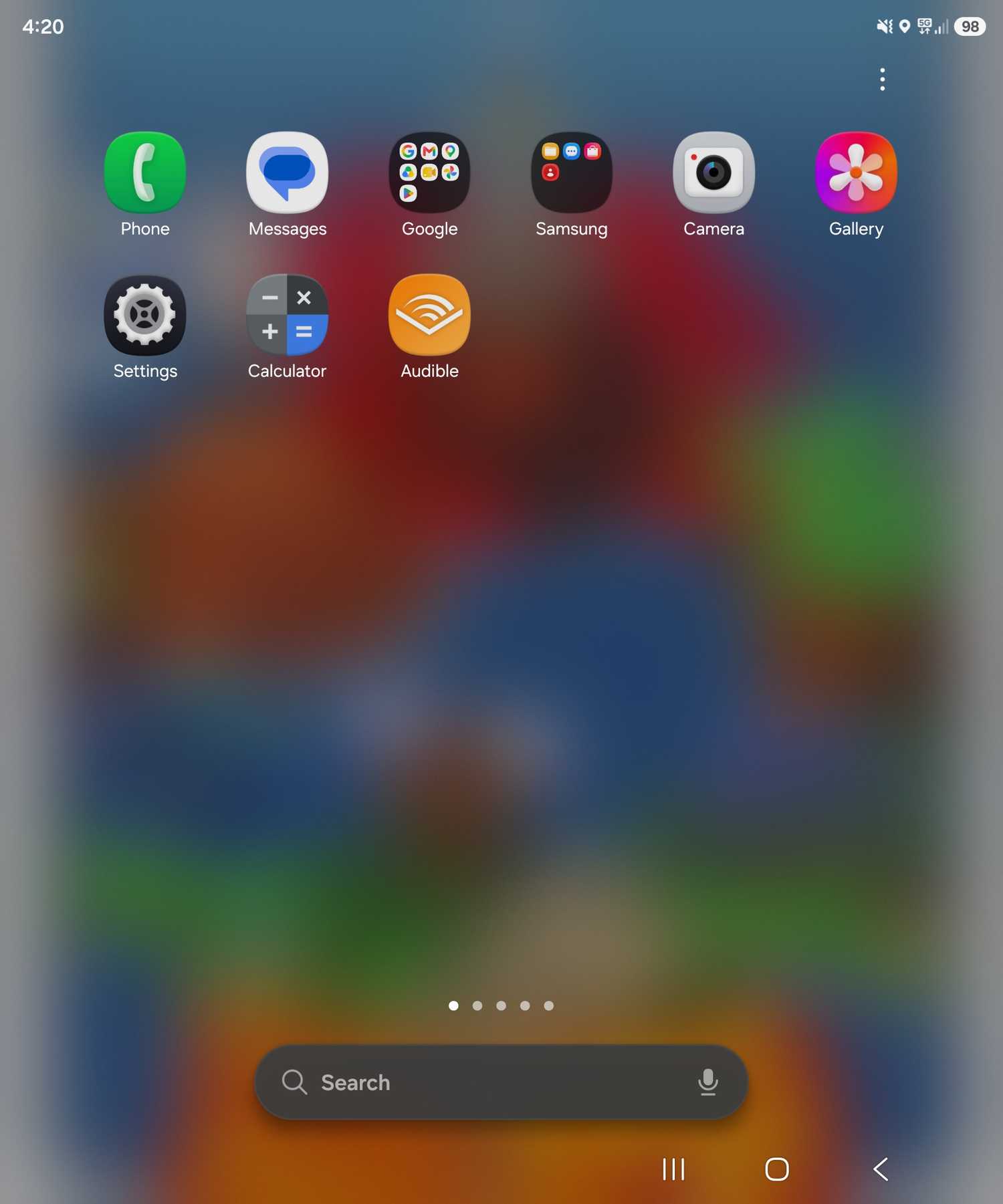 The app tray in unfolded mode on a samsung galaxy Z fold 5.